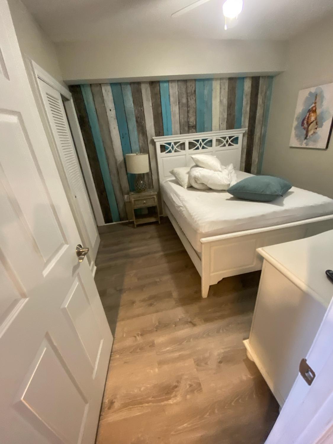 STERLING SHORES - Residential