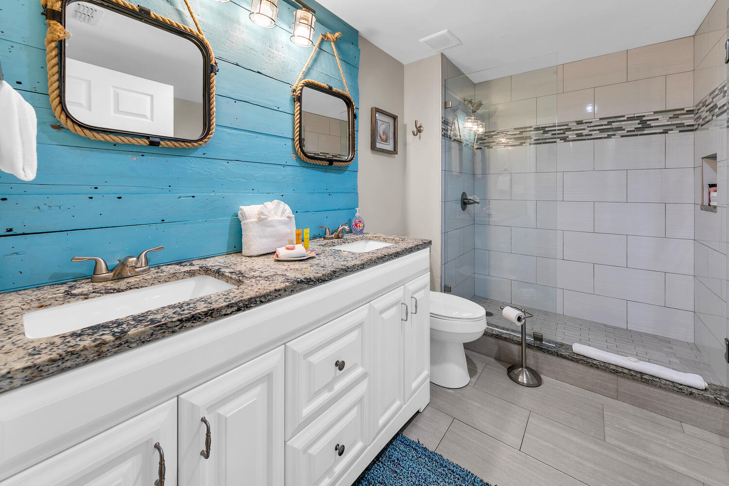 STERLING SHORES - Residential
