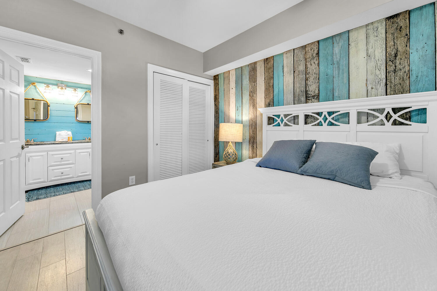 STERLING SHORES - Residential