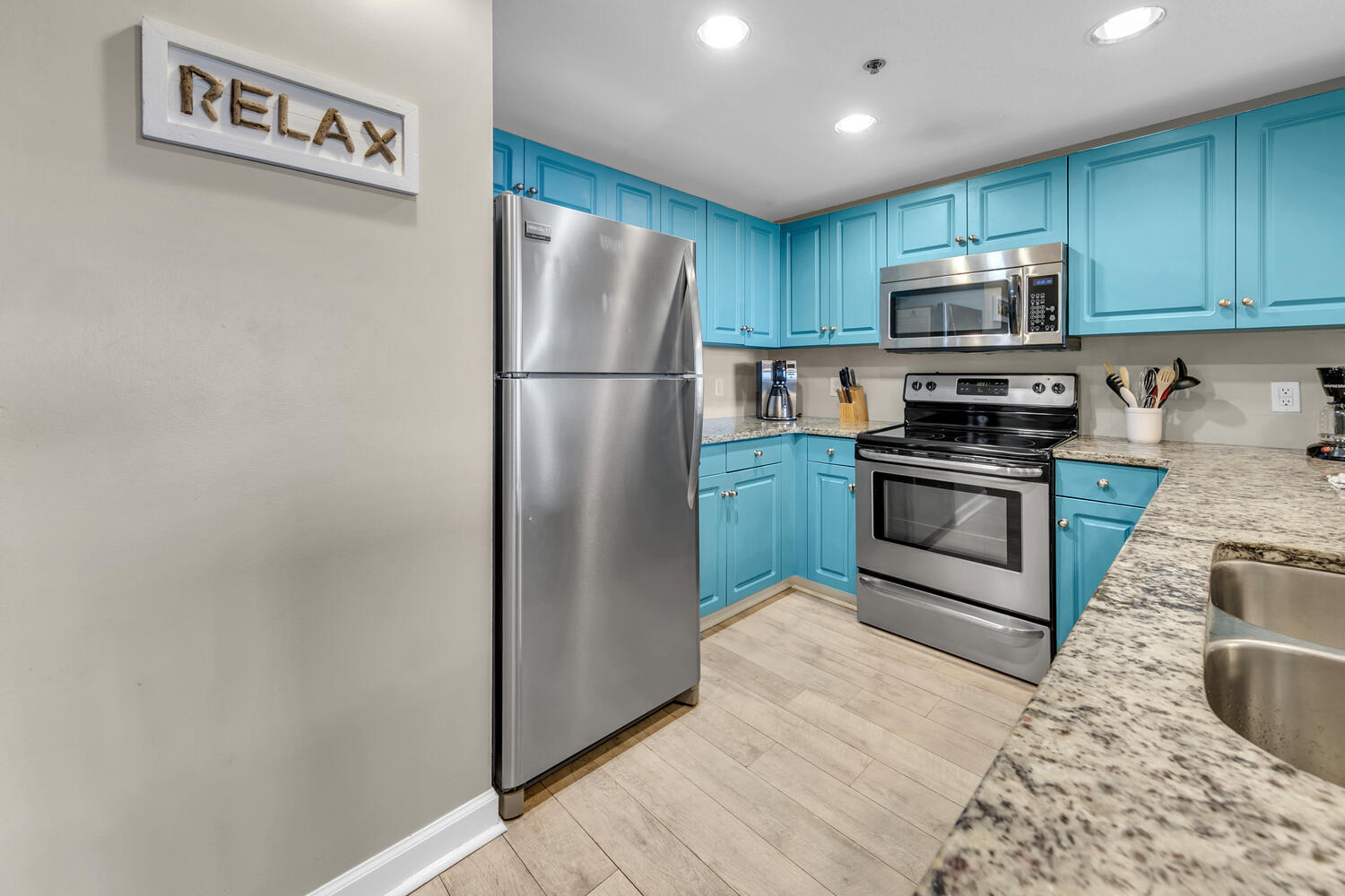 STERLING SHORES - Residential