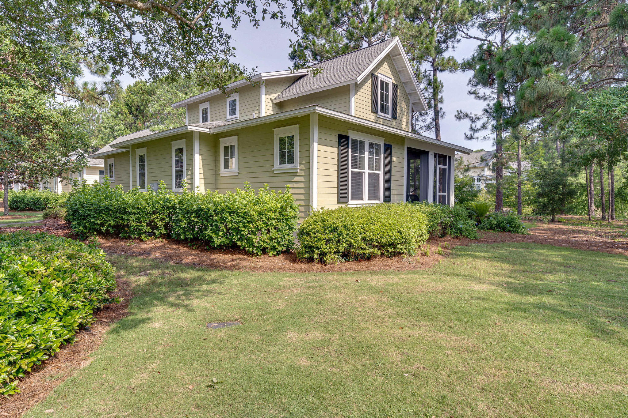 LAUREL GROVE - Residential