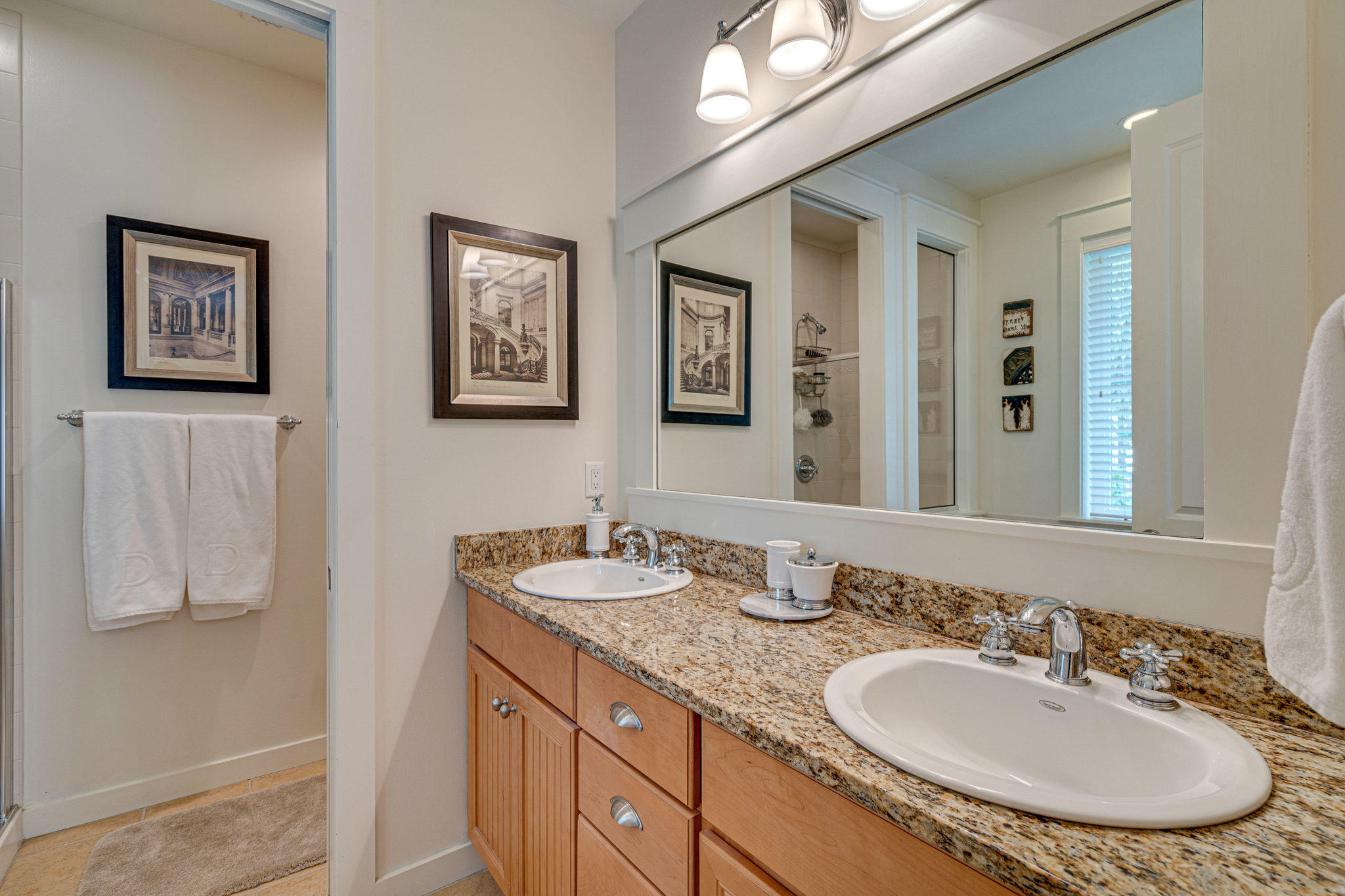 LAUREL GROVE - Residential