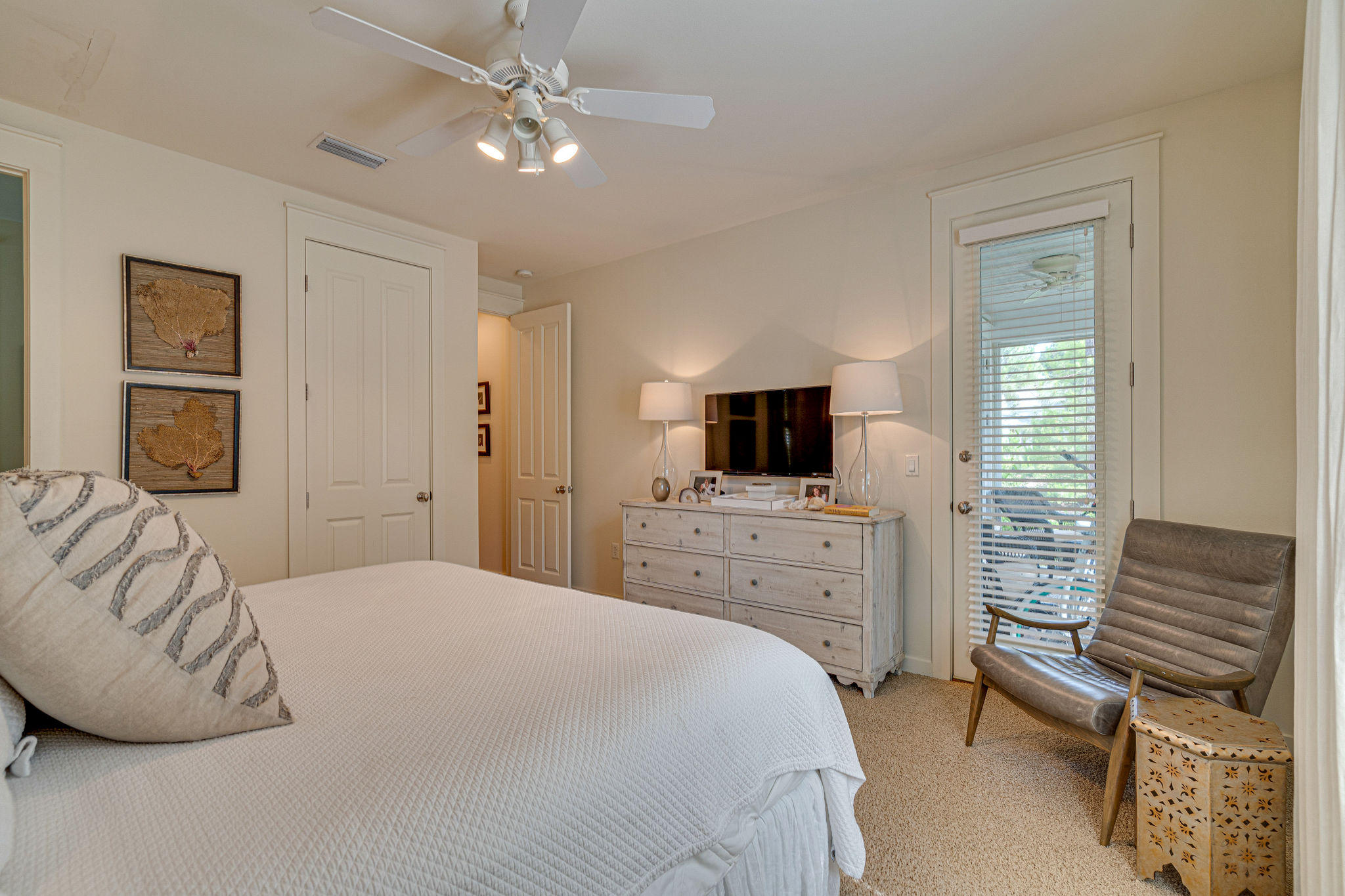 LAUREL GROVE - Residential