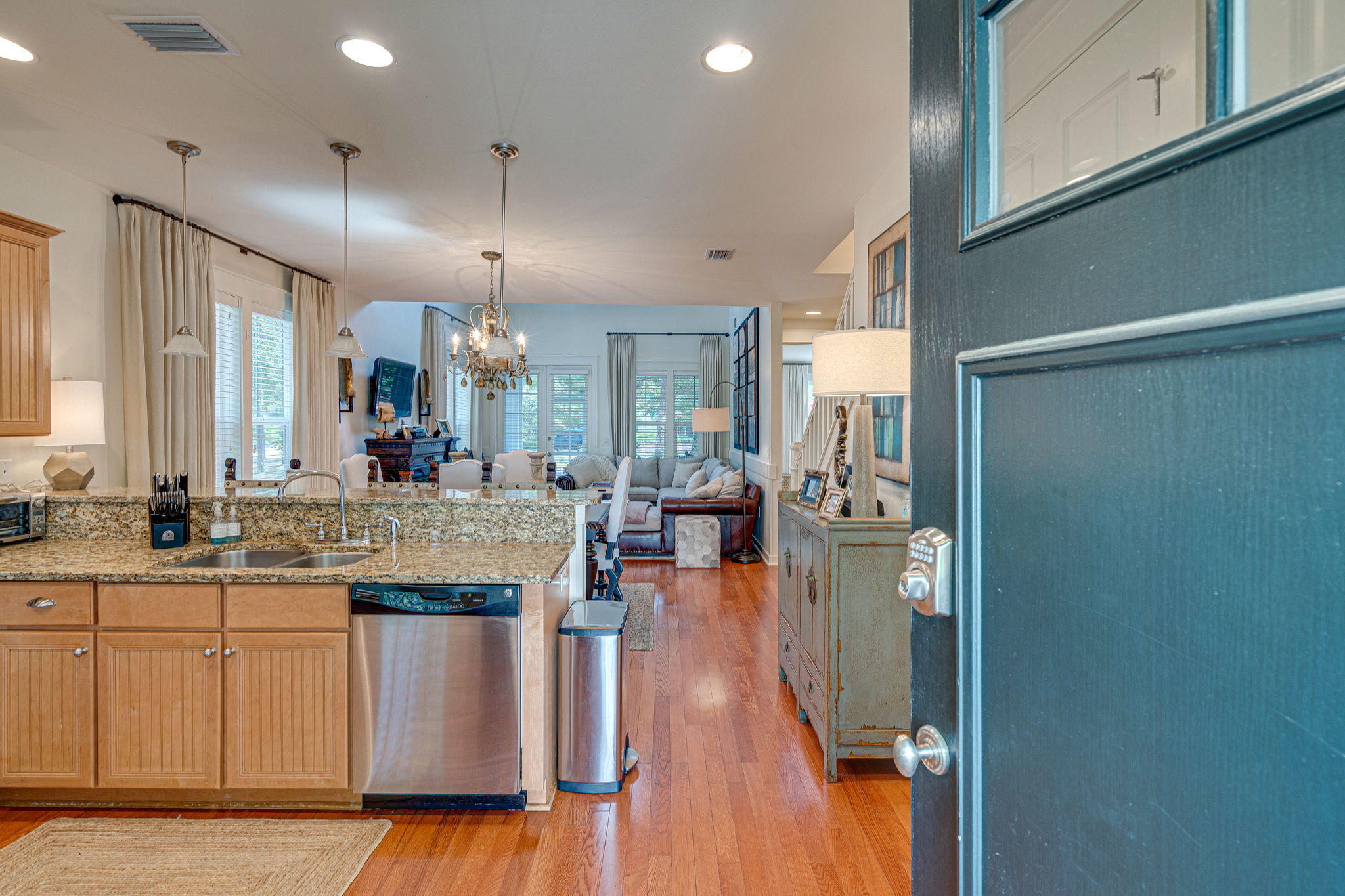 LAUREL GROVE - Residential