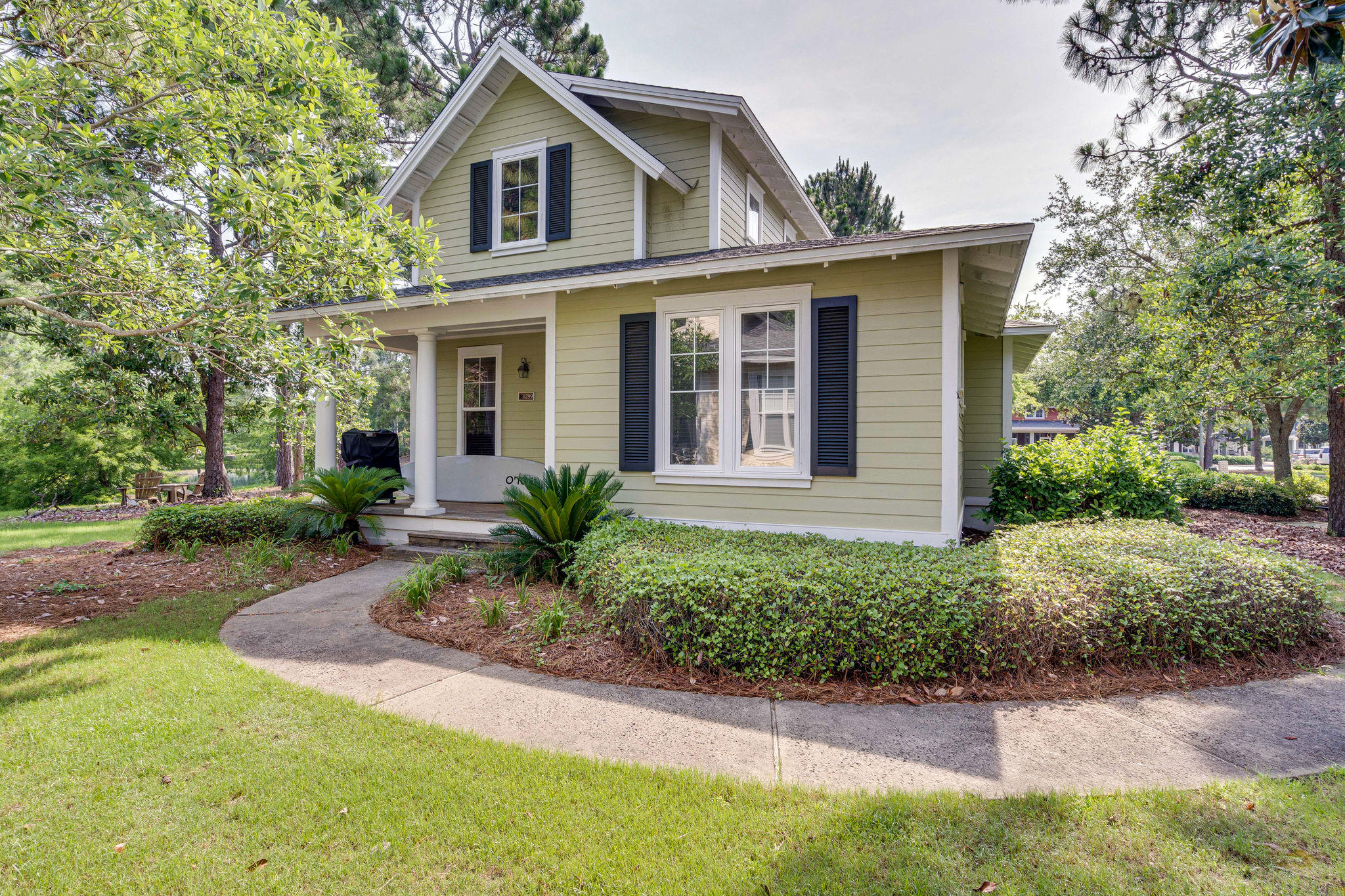 LAUREL GROVE - Residential