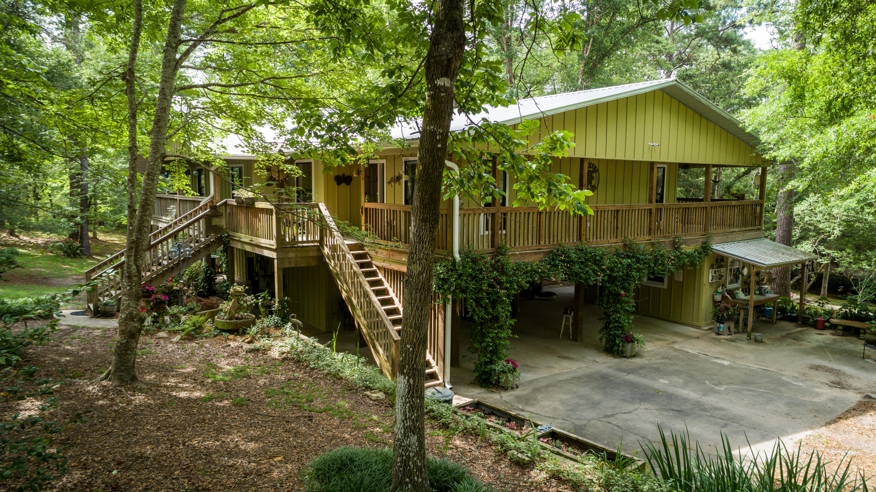 METES & BOUNDS - Residential