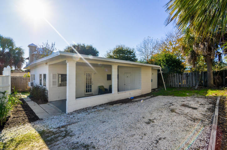 LAGUNA BEACH ESTATES - Residential