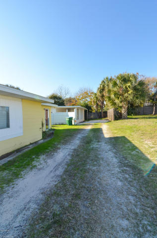 LAGUNA BEACH ESTATES - Residential