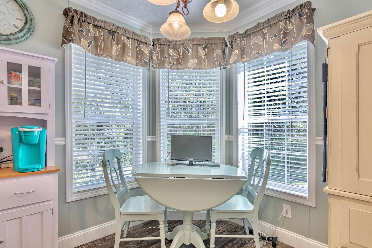 TOWN OF SANTA ROSA - Residential