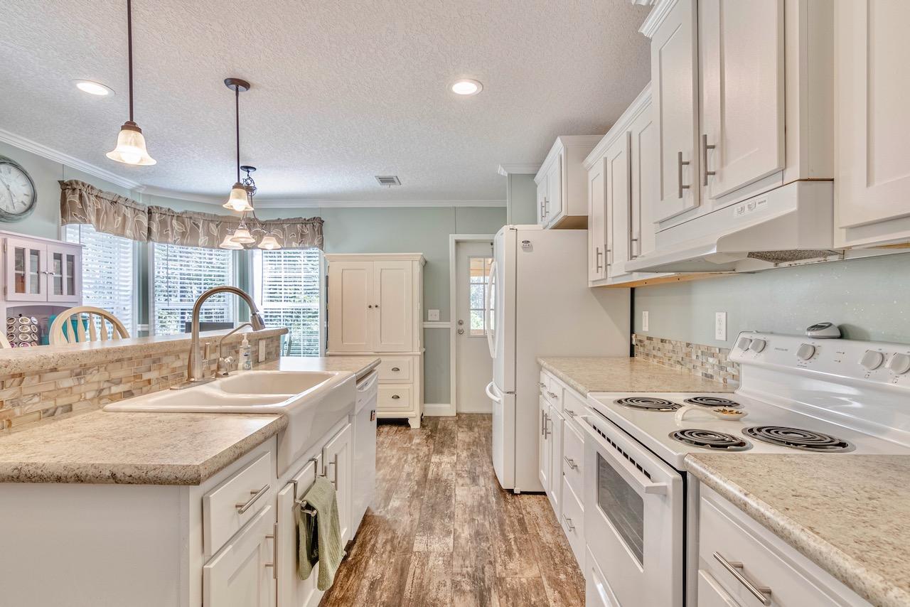 TOWN OF SANTA ROSA - Residential