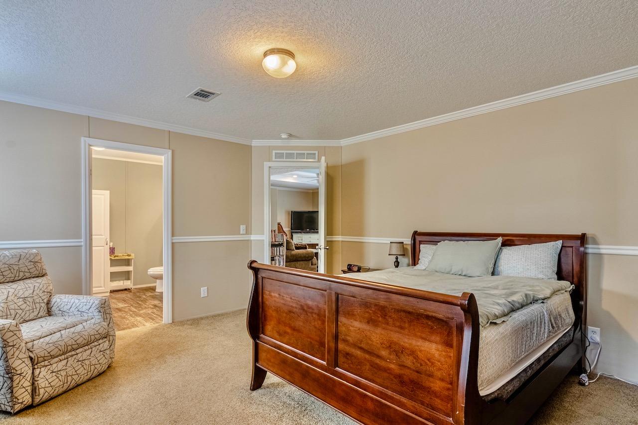 TOWN OF SANTA ROSA - Residential