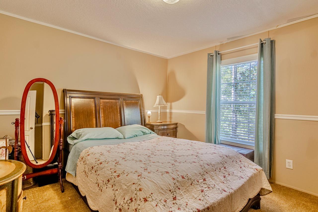 TOWN OF SANTA ROSA - Residential