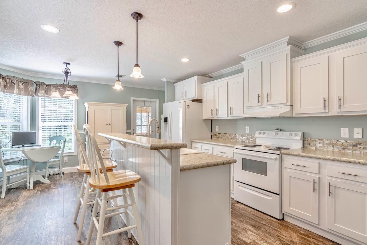 TOWN OF SANTA ROSA - Residential