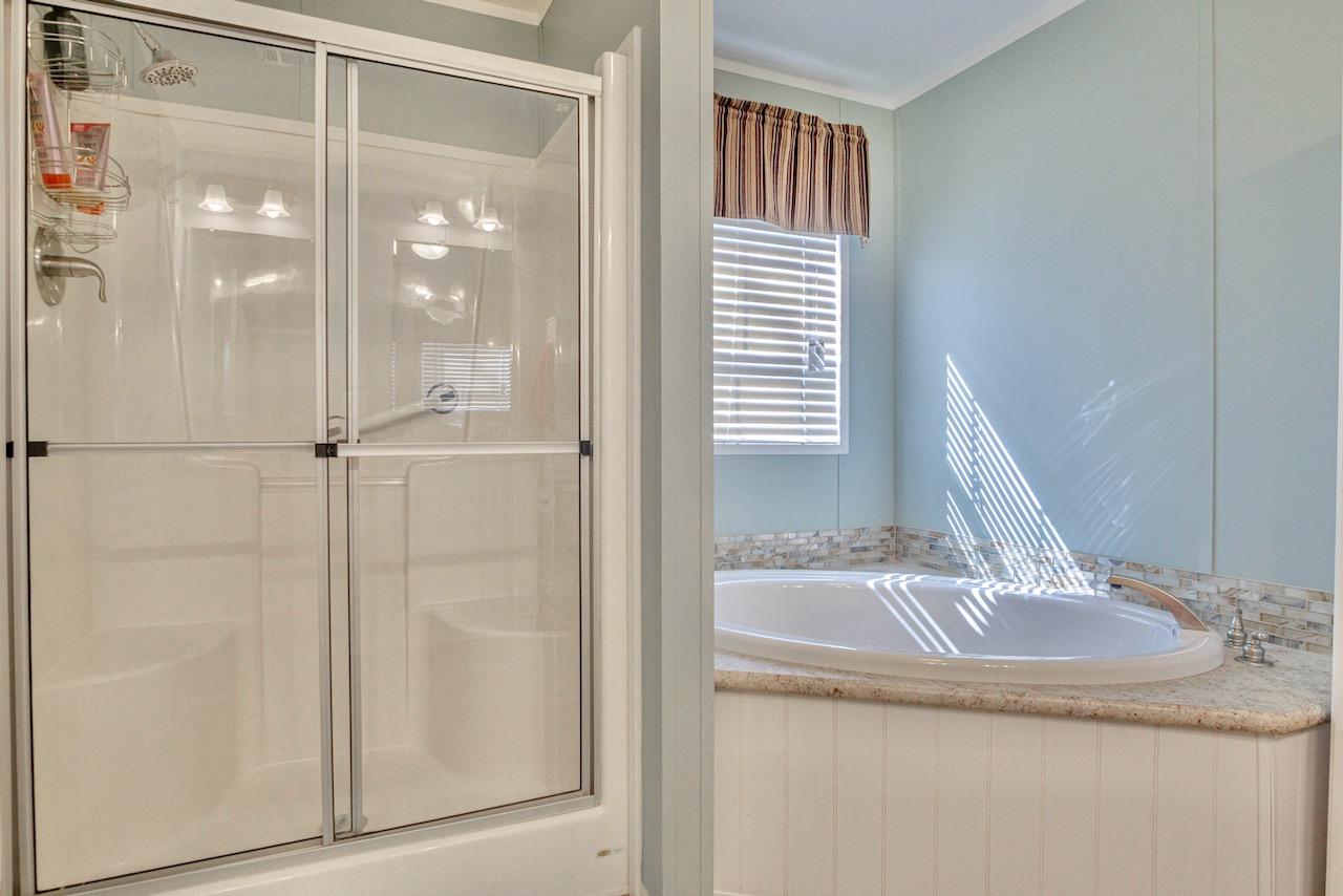 TOWN OF SANTA ROSA - Residential