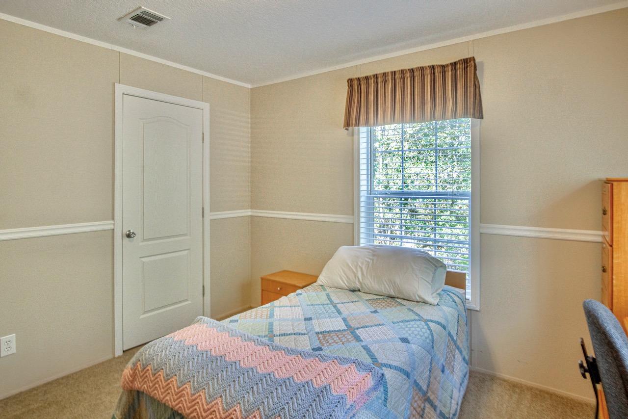 TOWN OF SANTA ROSA - Residential