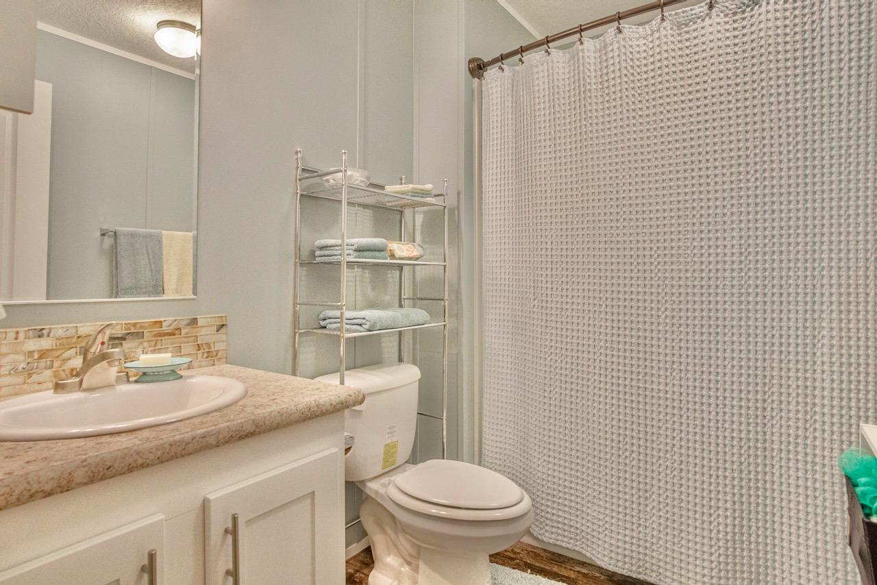 TOWN OF SANTA ROSA - Residential