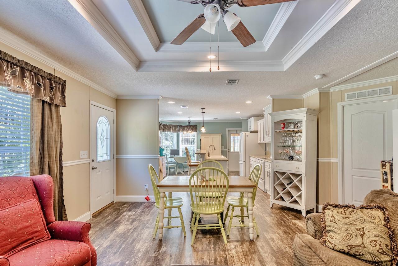 TOWN OF SANTA ROSA - Residential