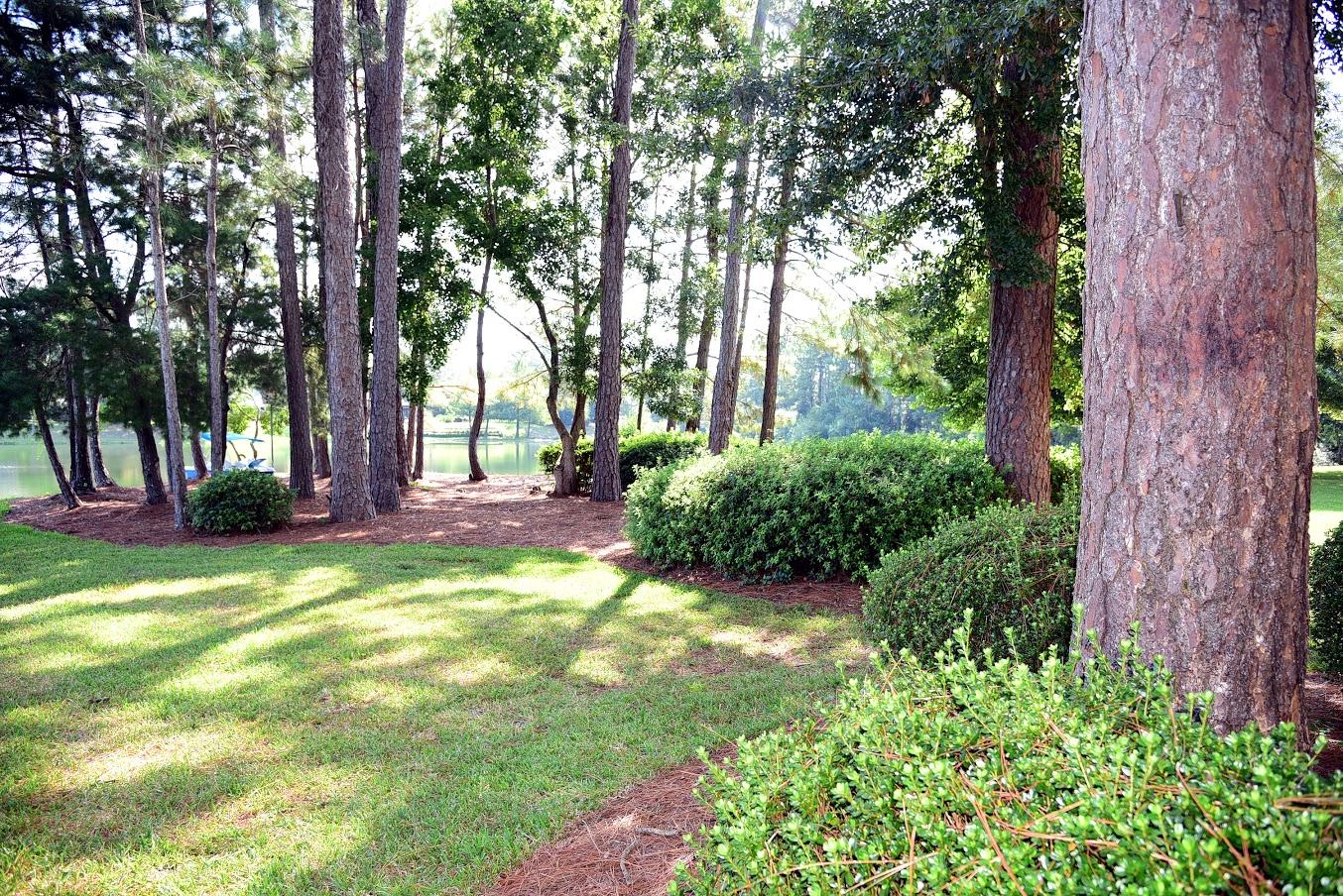 LAKESIDE CONDO AT BLUEWATER BAY - Residential