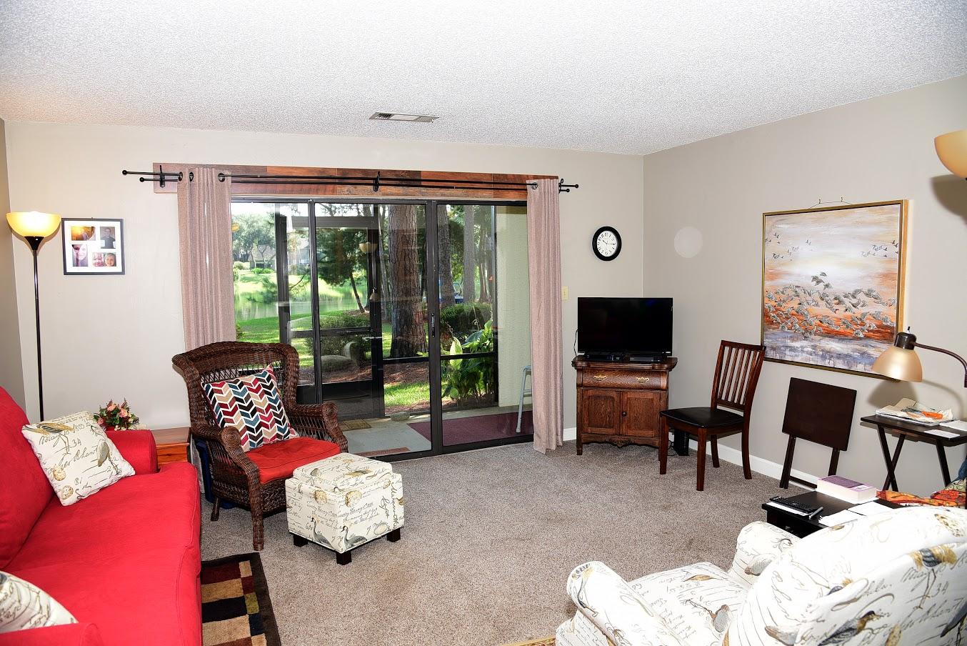 LAKESIDE CONDO AT BLUEWATER BAY - Residential