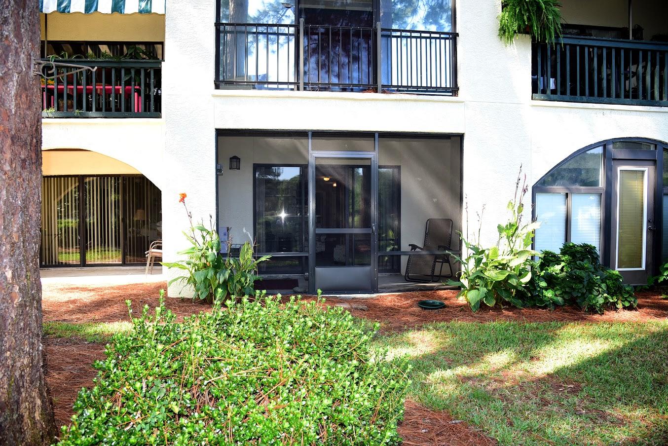 LAKESIDE CONDO AT BLUEWATER BAY - Residential