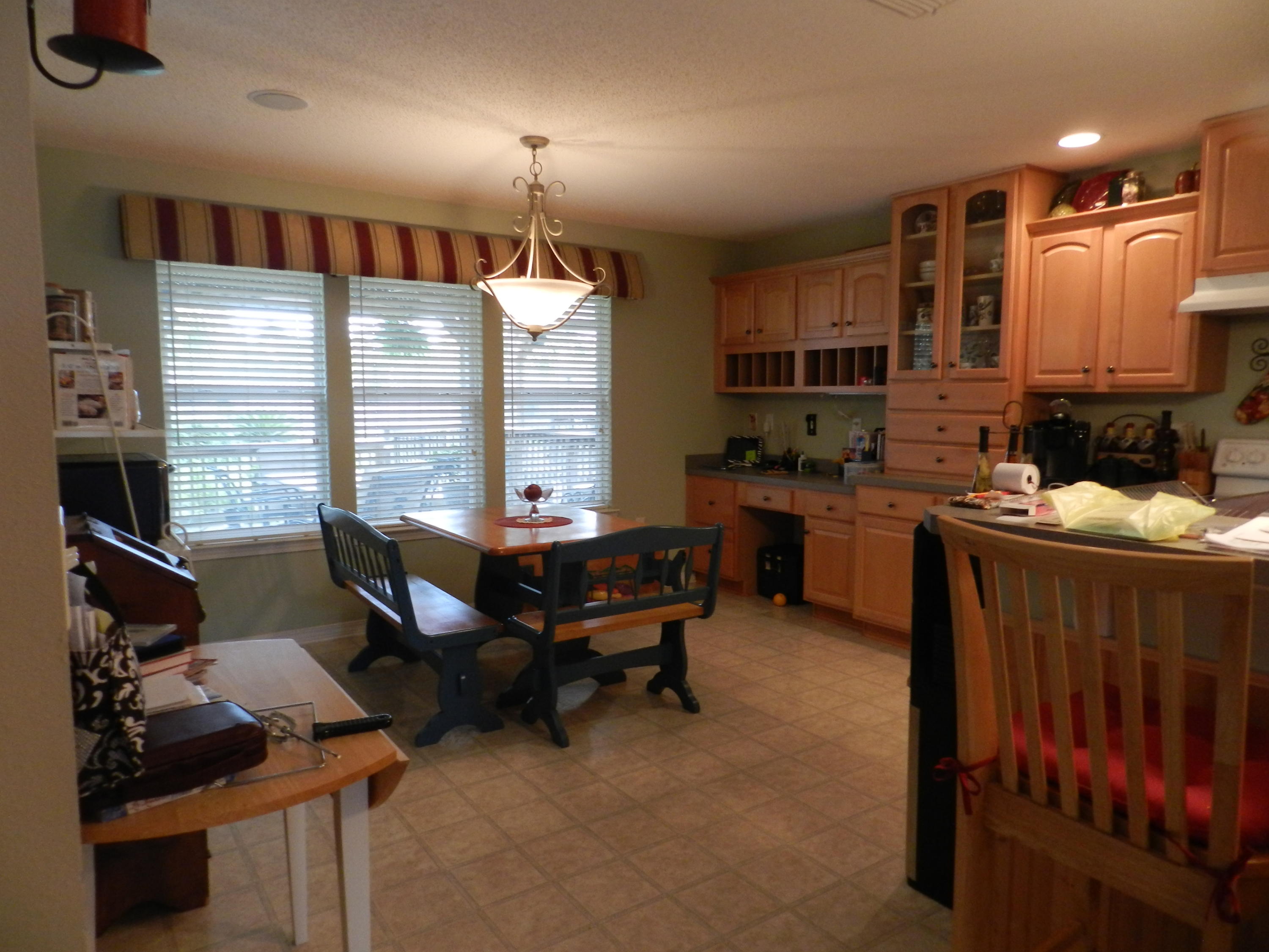 ASHBERRY WOODS - Residential