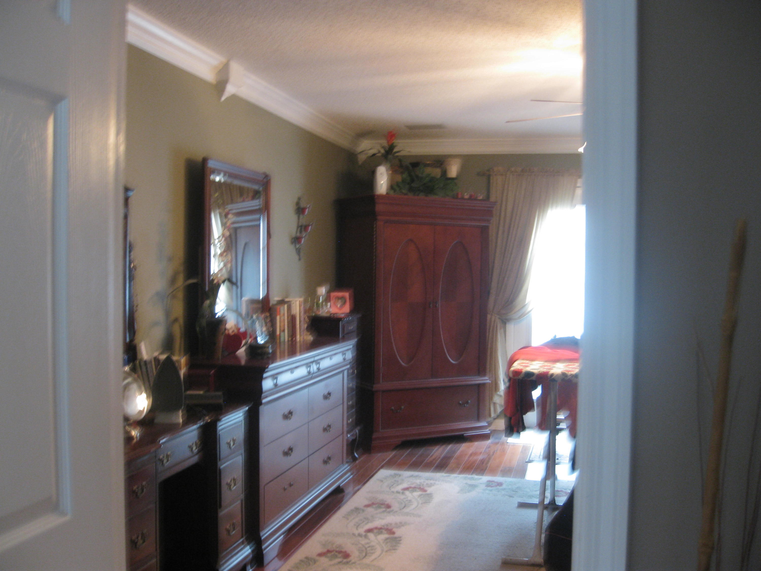 ASHBERRY WOODS - Residential