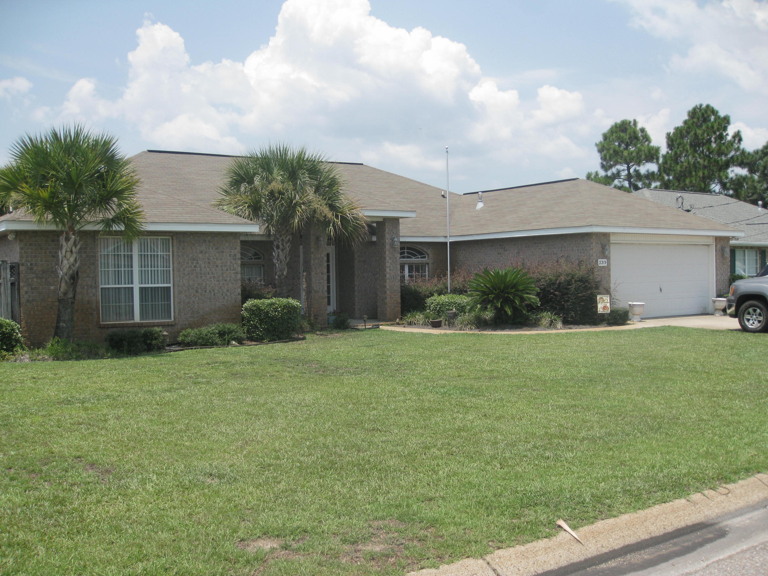 ASHBERRY WOODS - Residential