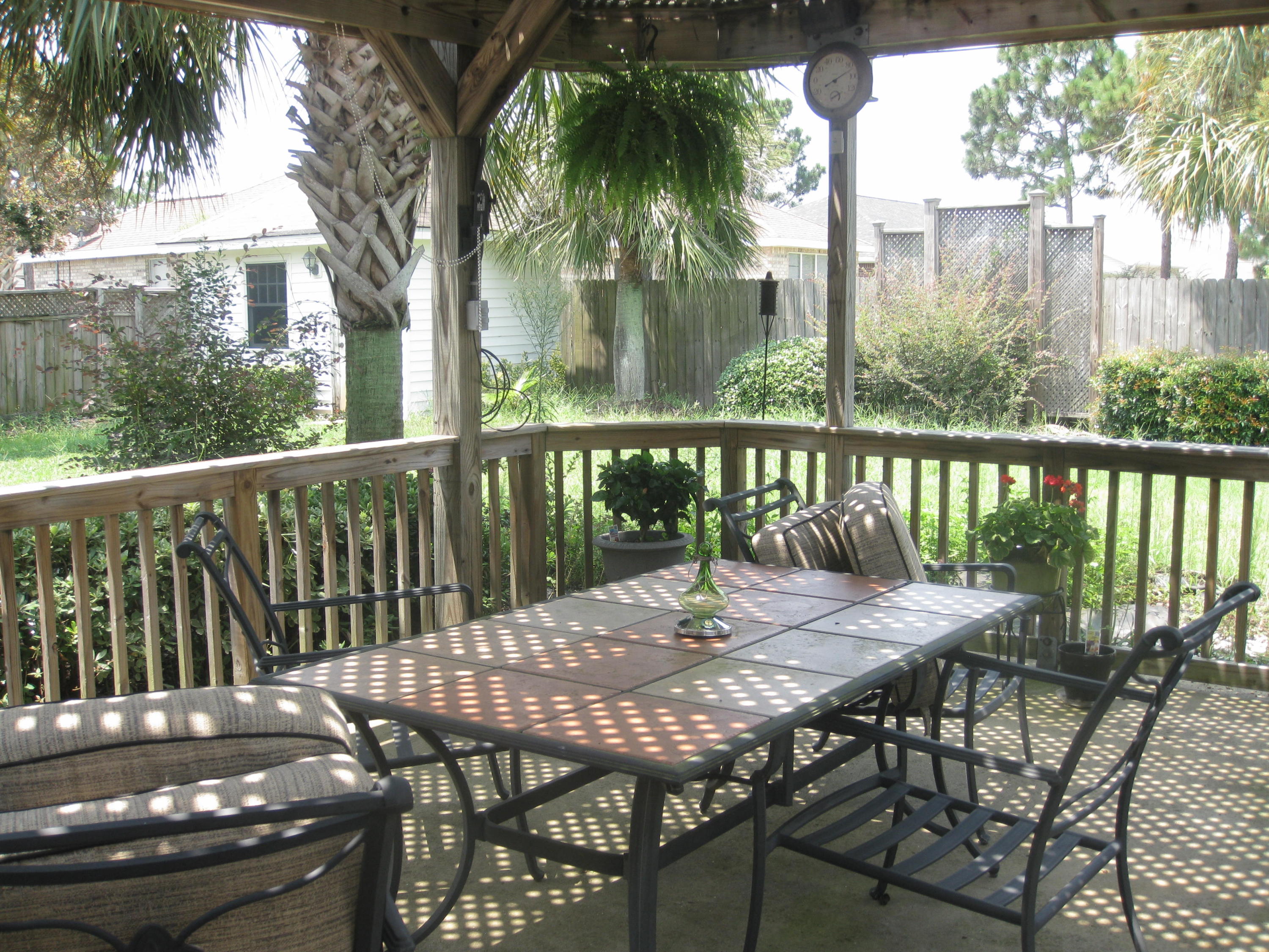 ASHBERRY WOODS - Residential