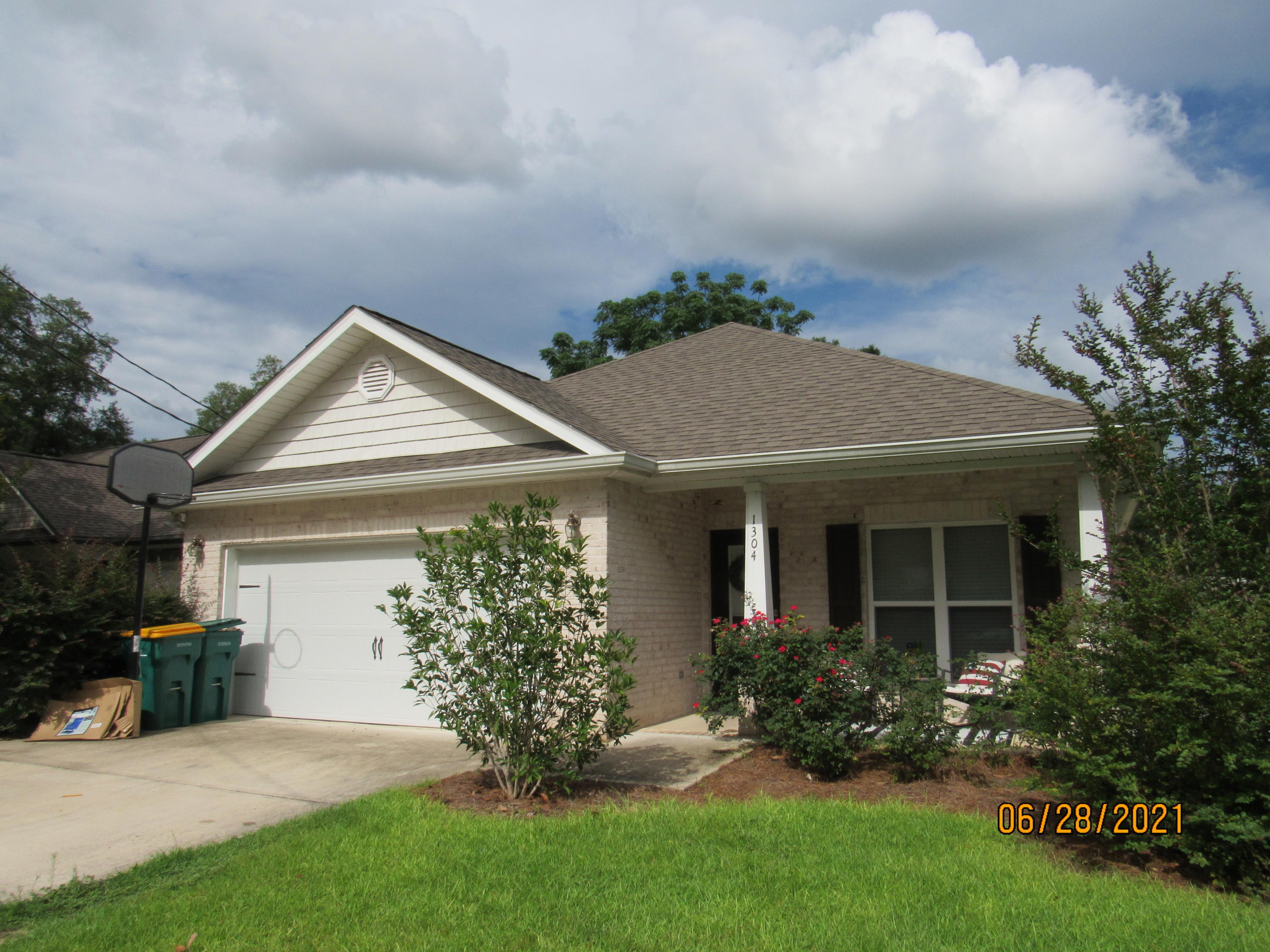 UNRECORDED SUBDIVISION - Residential Lease