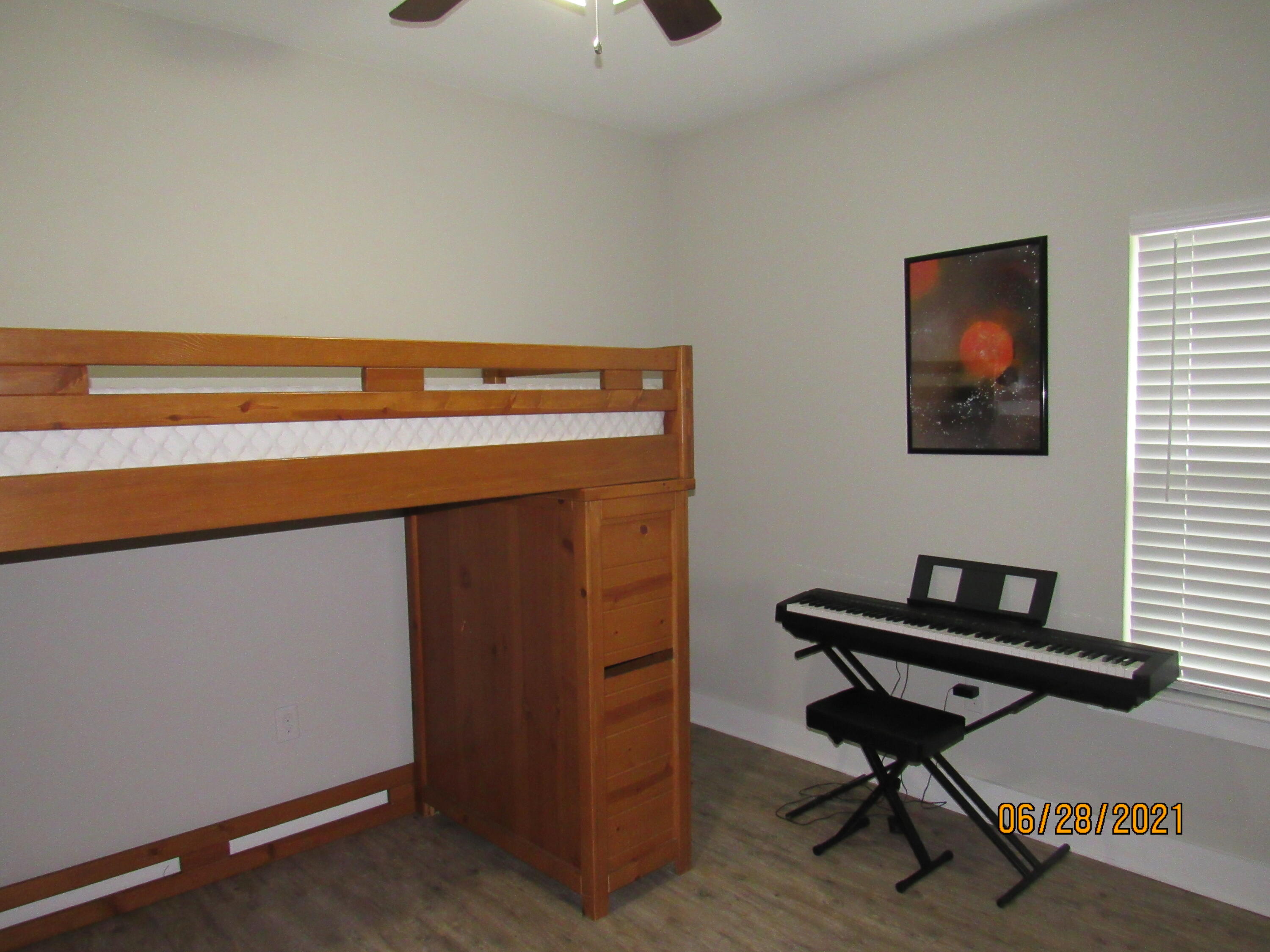 UNRECORDED SUBDIVISION - Residential Lease