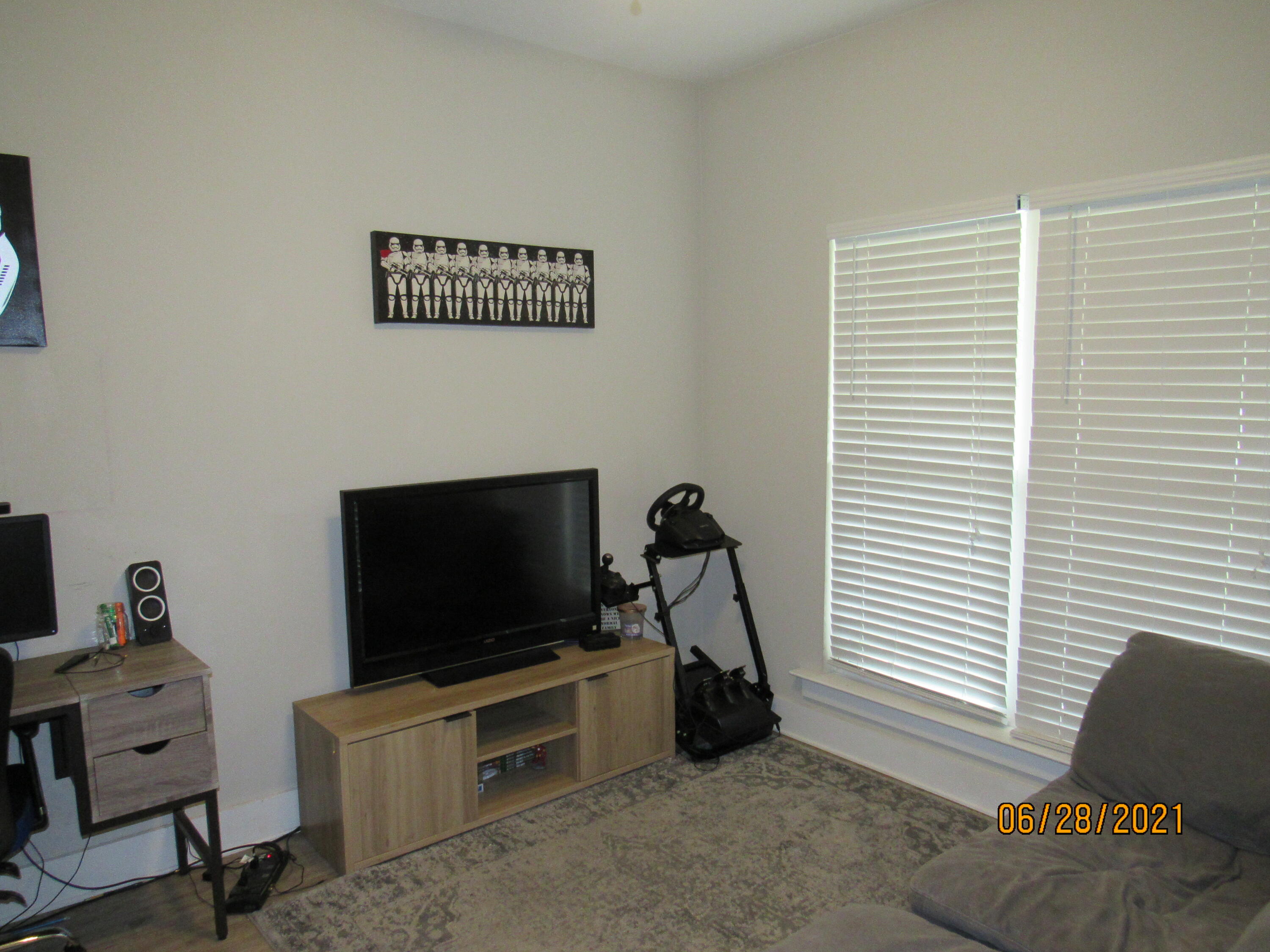 UNRECORDED SUBDIVISION - Residential Lease