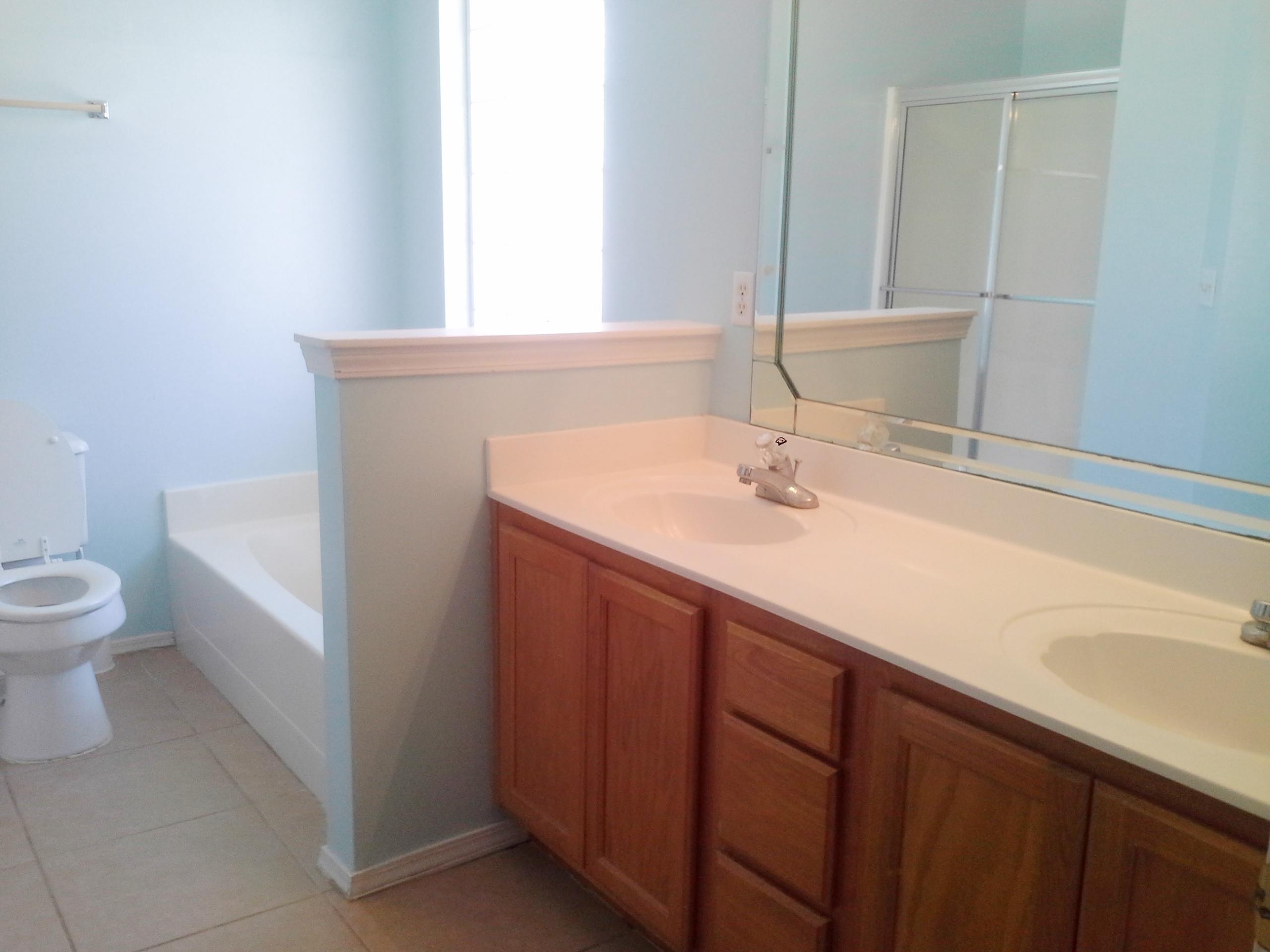 RIVERCHASE S/D PH 3 - Residential Lease