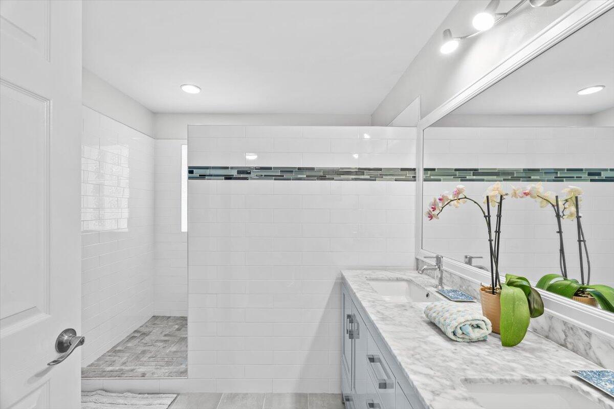 INDIAN LAKE PH 1 - Residential