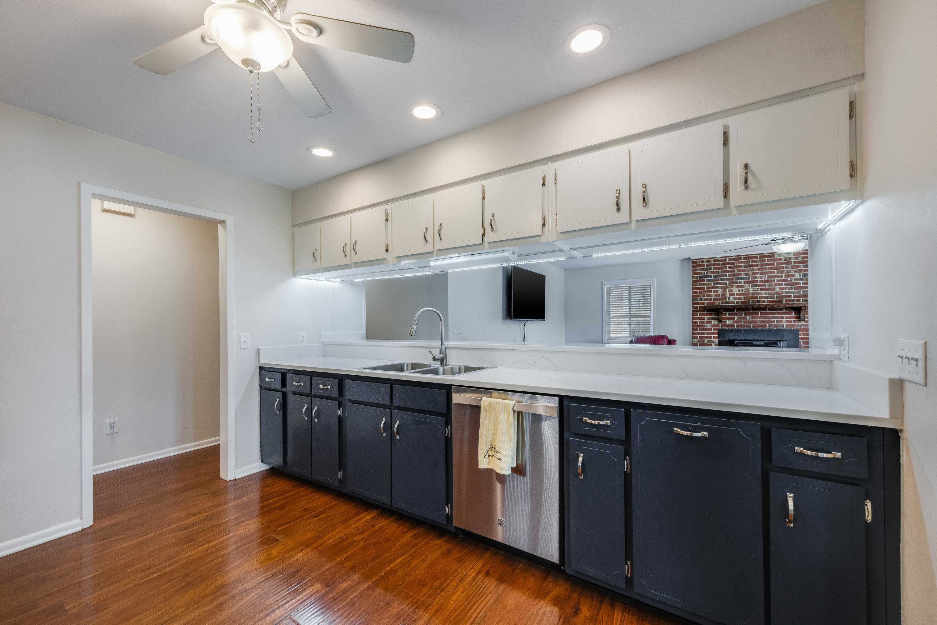 VALPARAISO PINECREST 6 - Residential