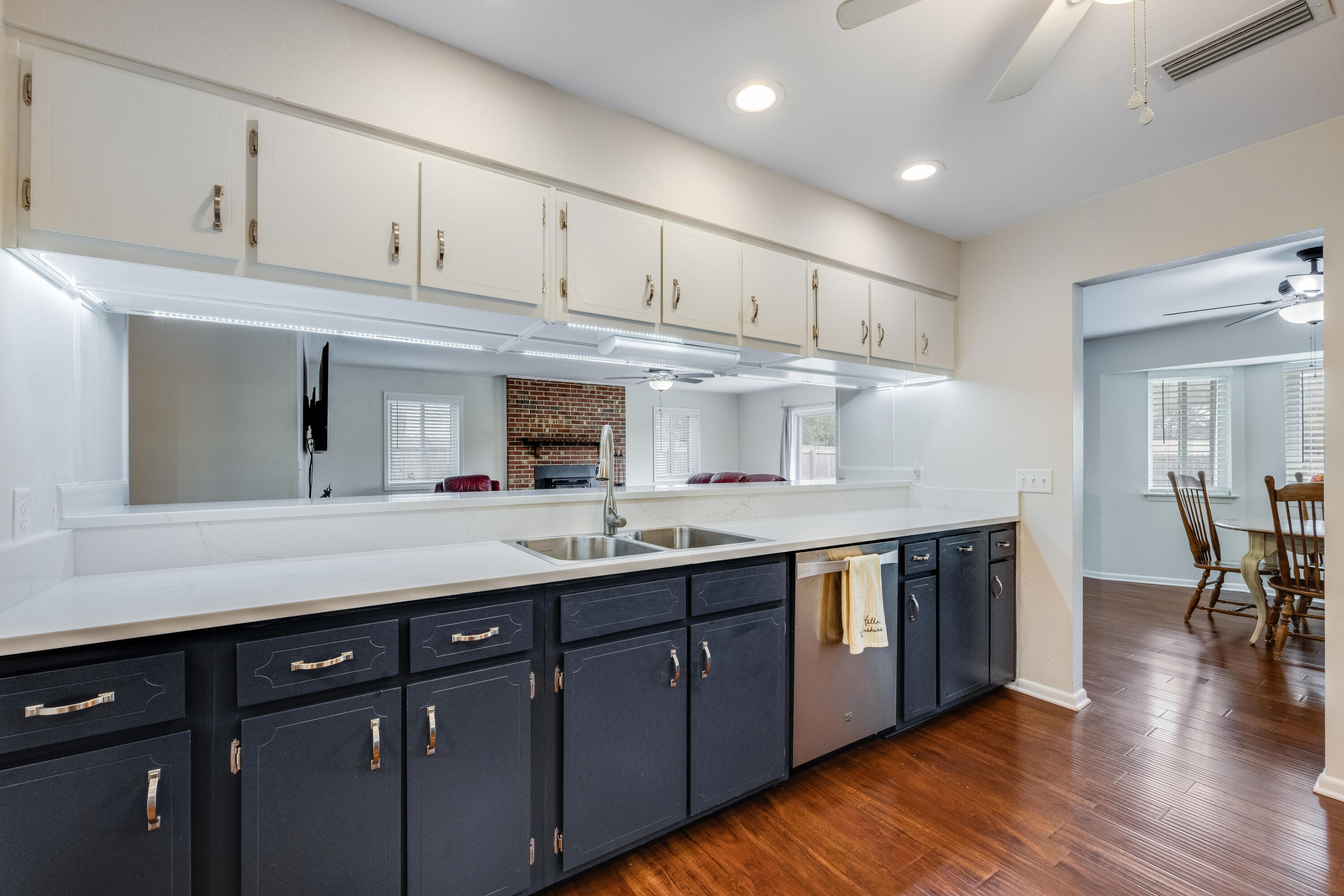 VALPARAISO PINECREST 6 - Residential