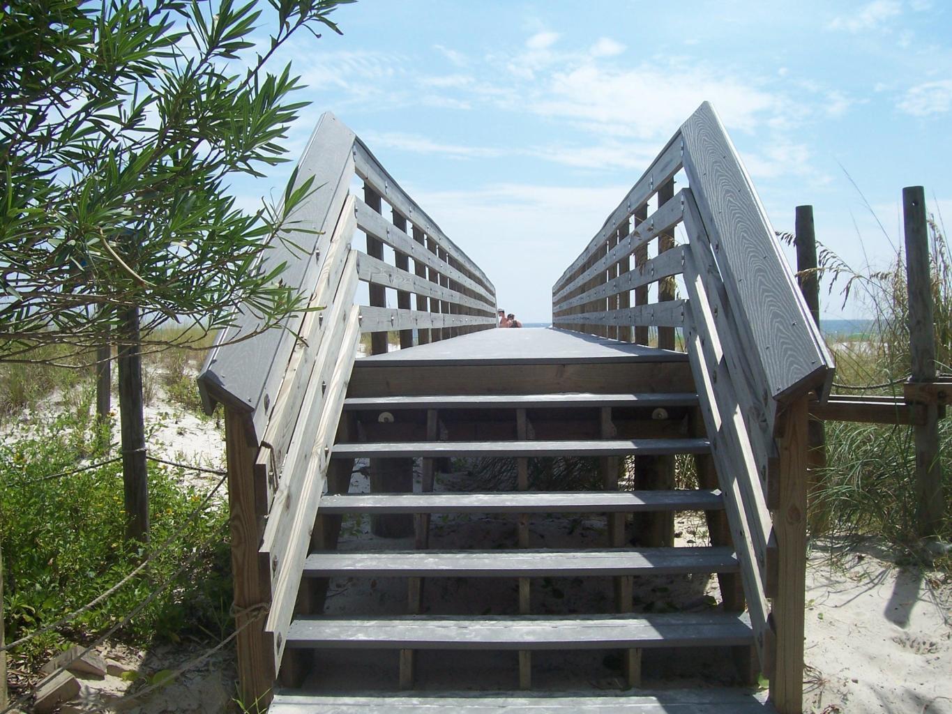 PELICAN ISLE - Residential