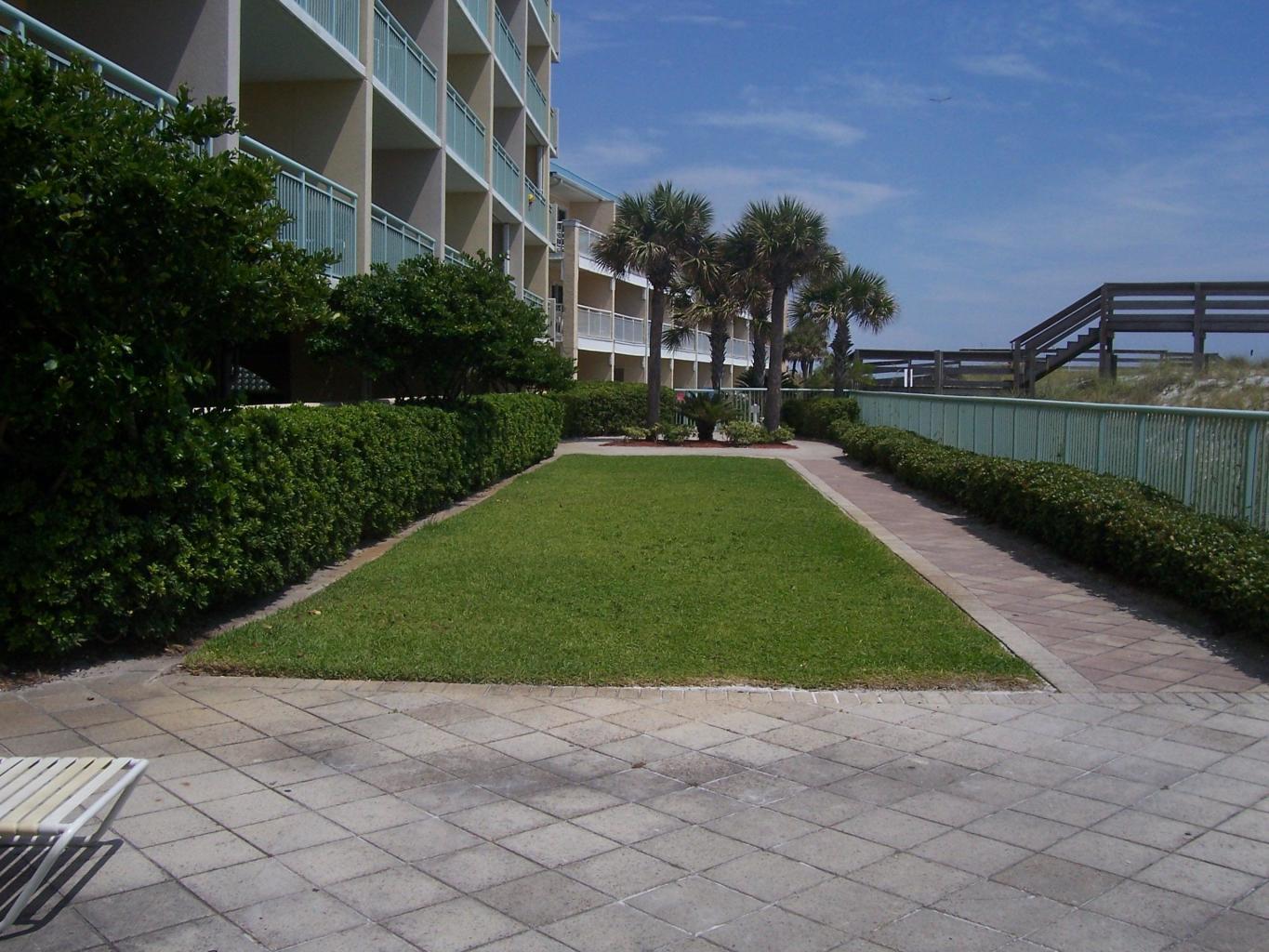 PELICAN ISLE - Residential