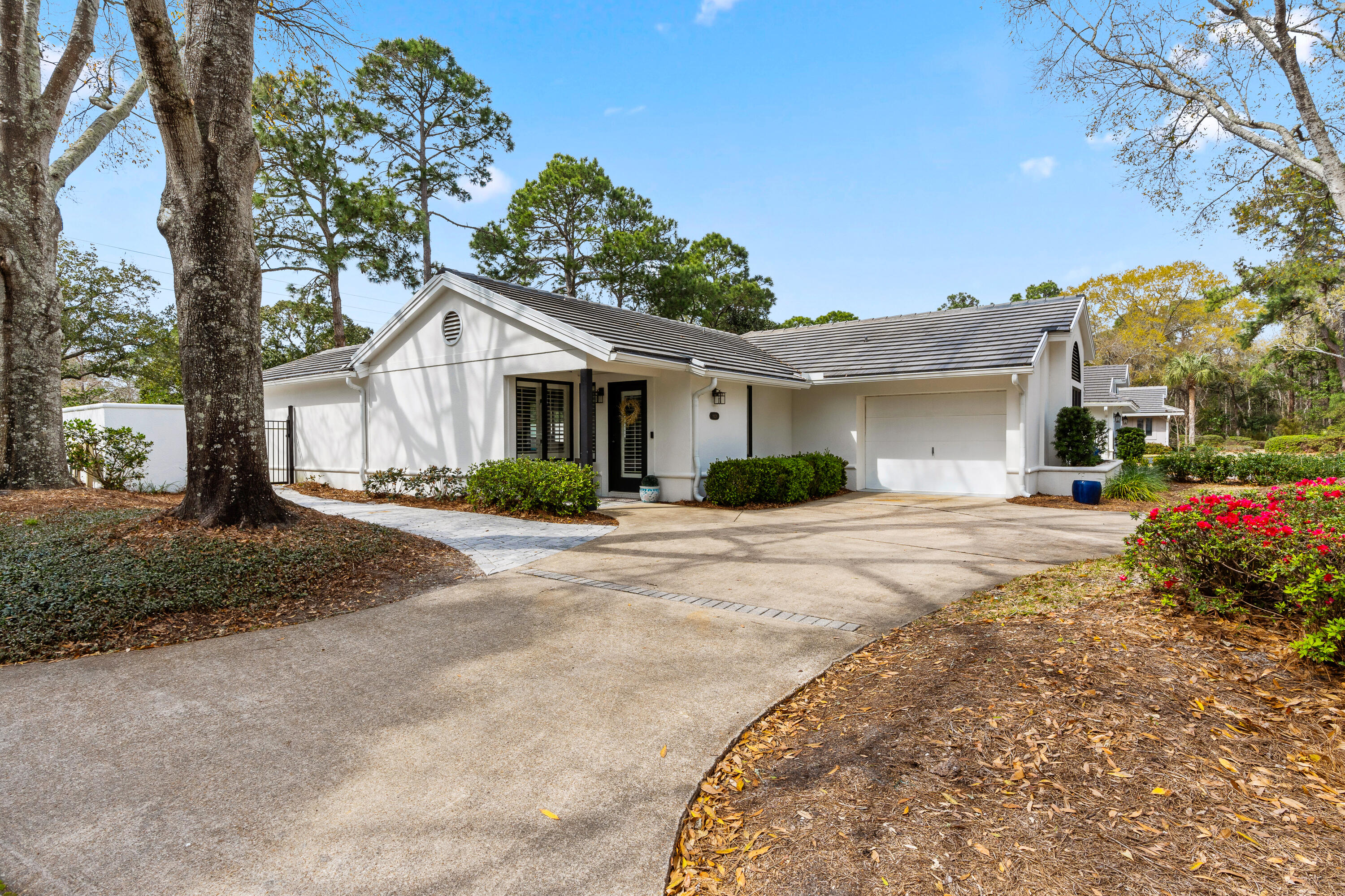 ST ANDREWS DRIVE AT SANDESTIN - Residential