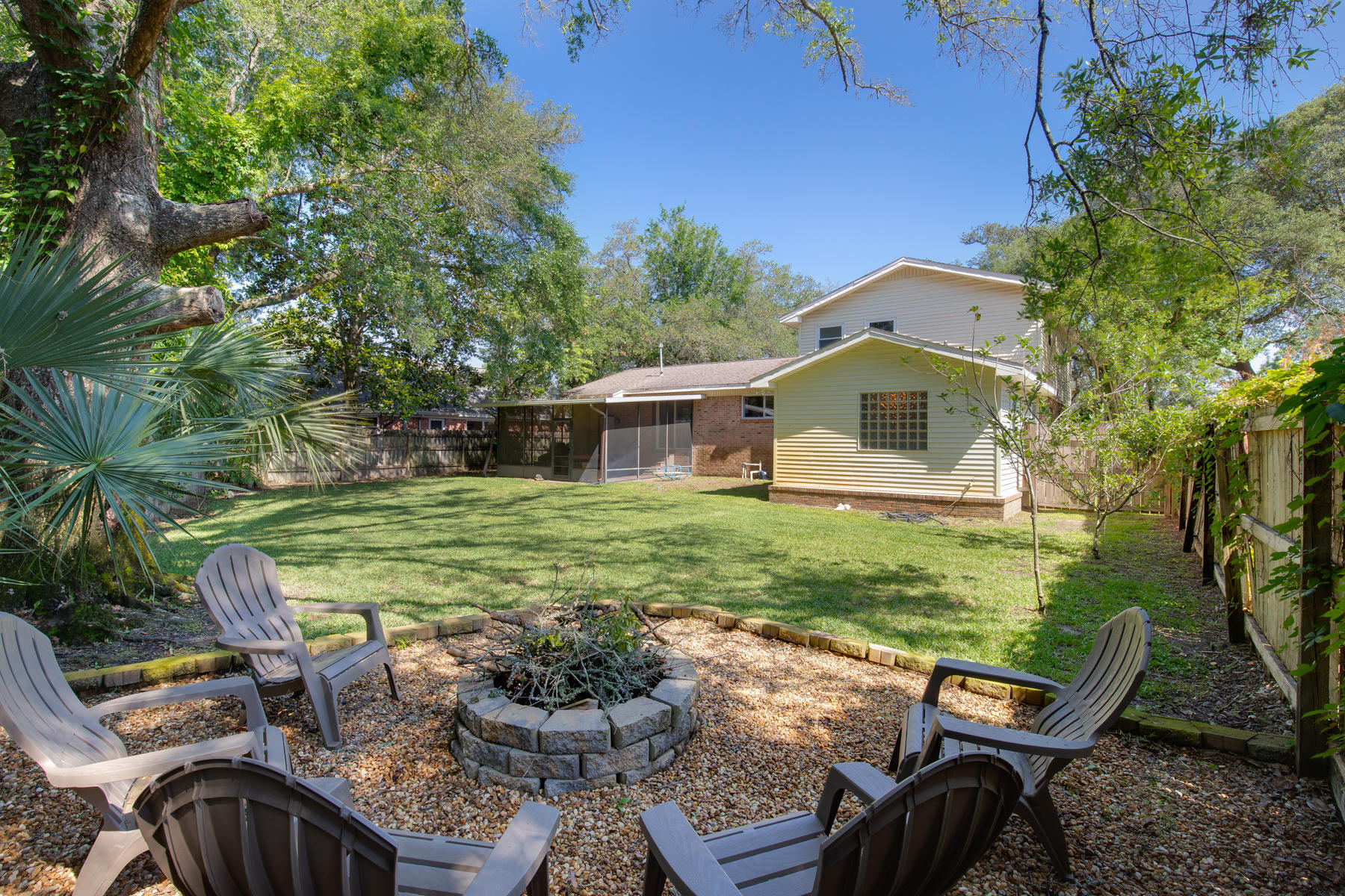 Yacht Club Estates - Residential