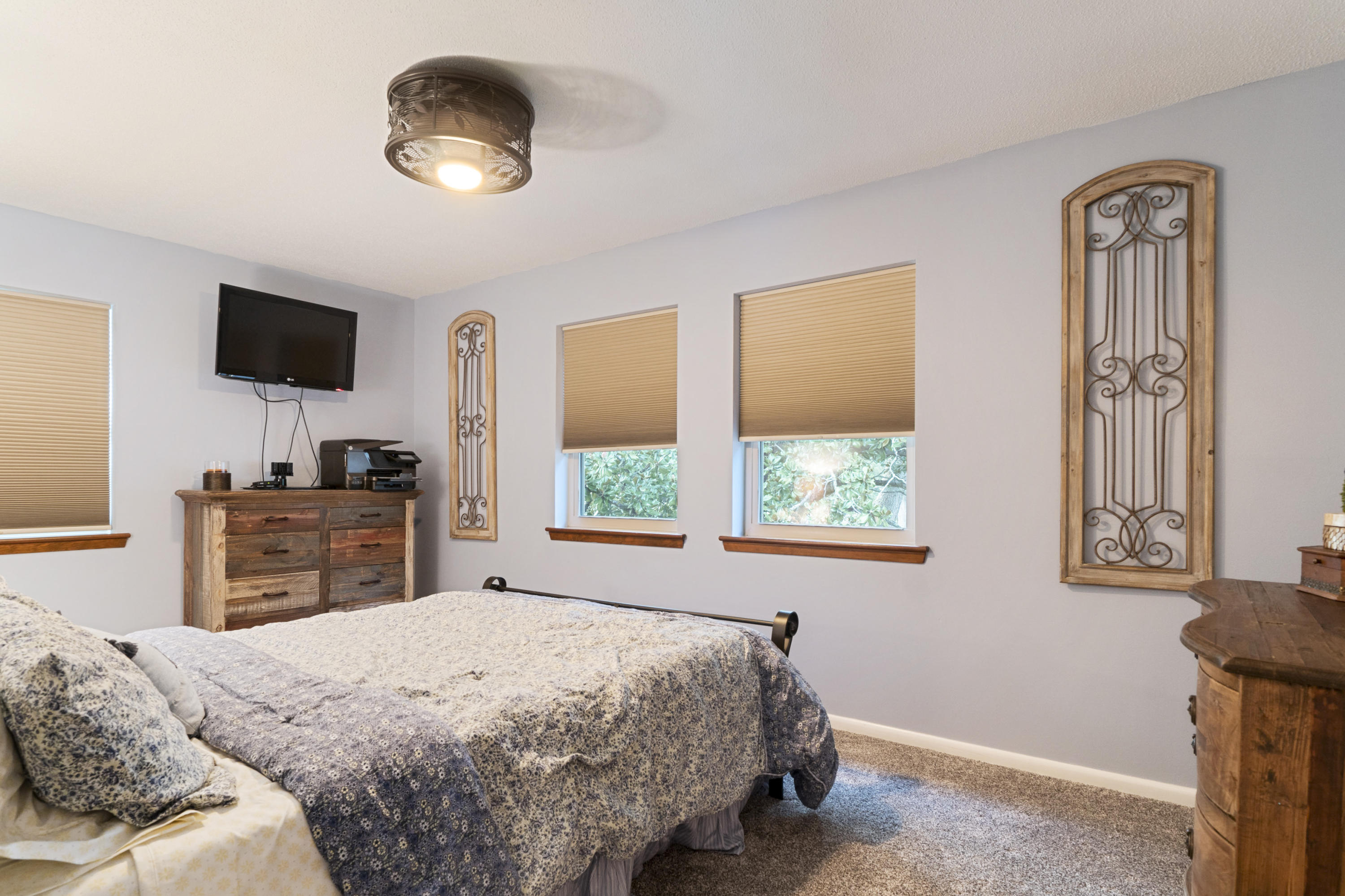 BAYOU POQUITO - Residential