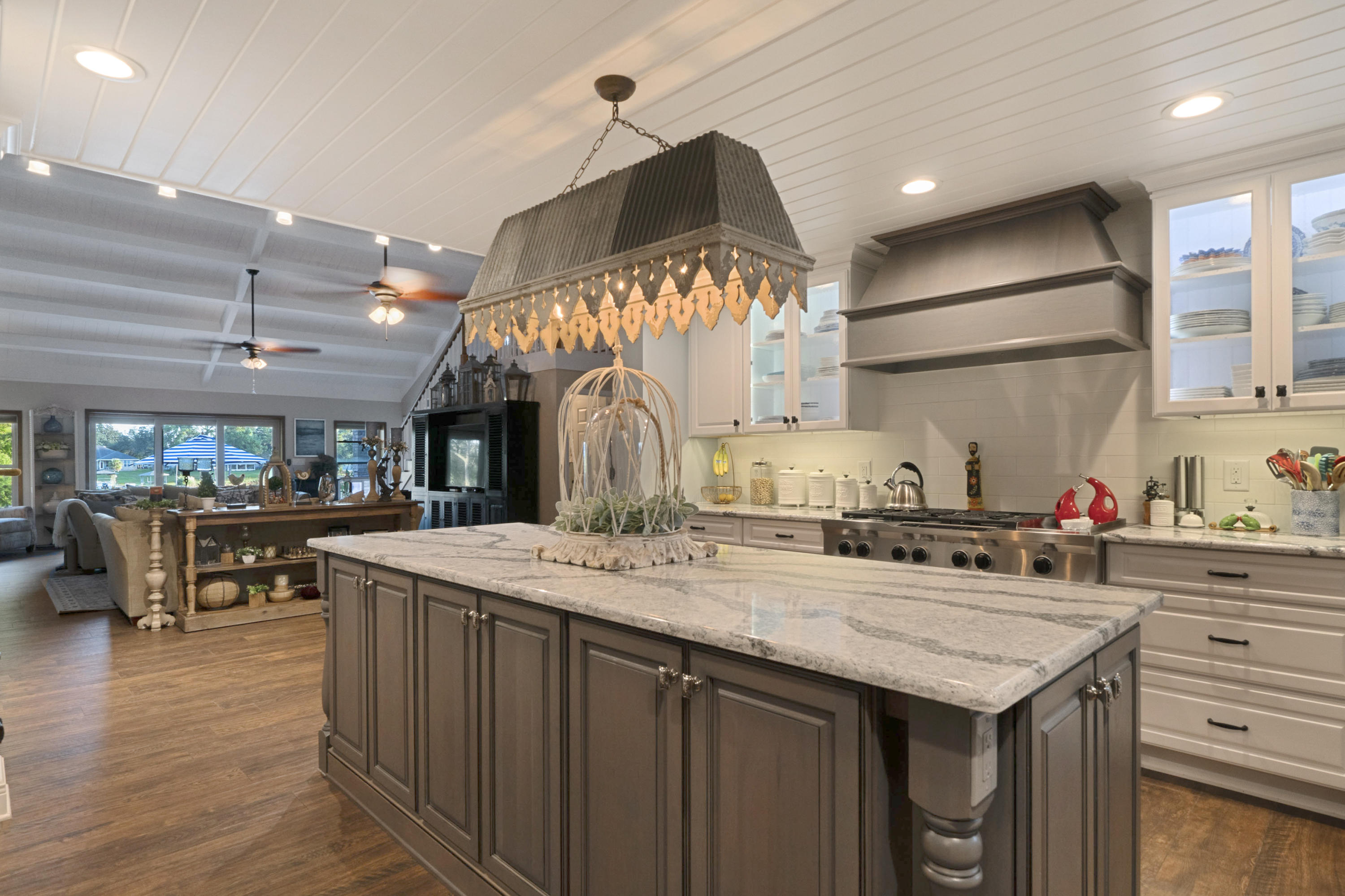 BAYOU POQUITO - Residential