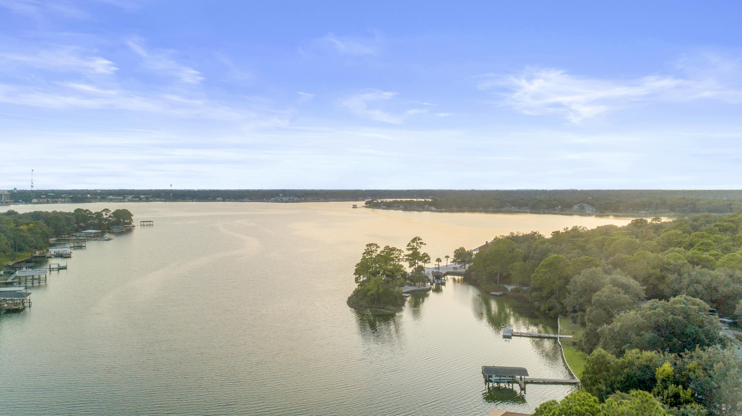 BAYOU POQUITO - Residential