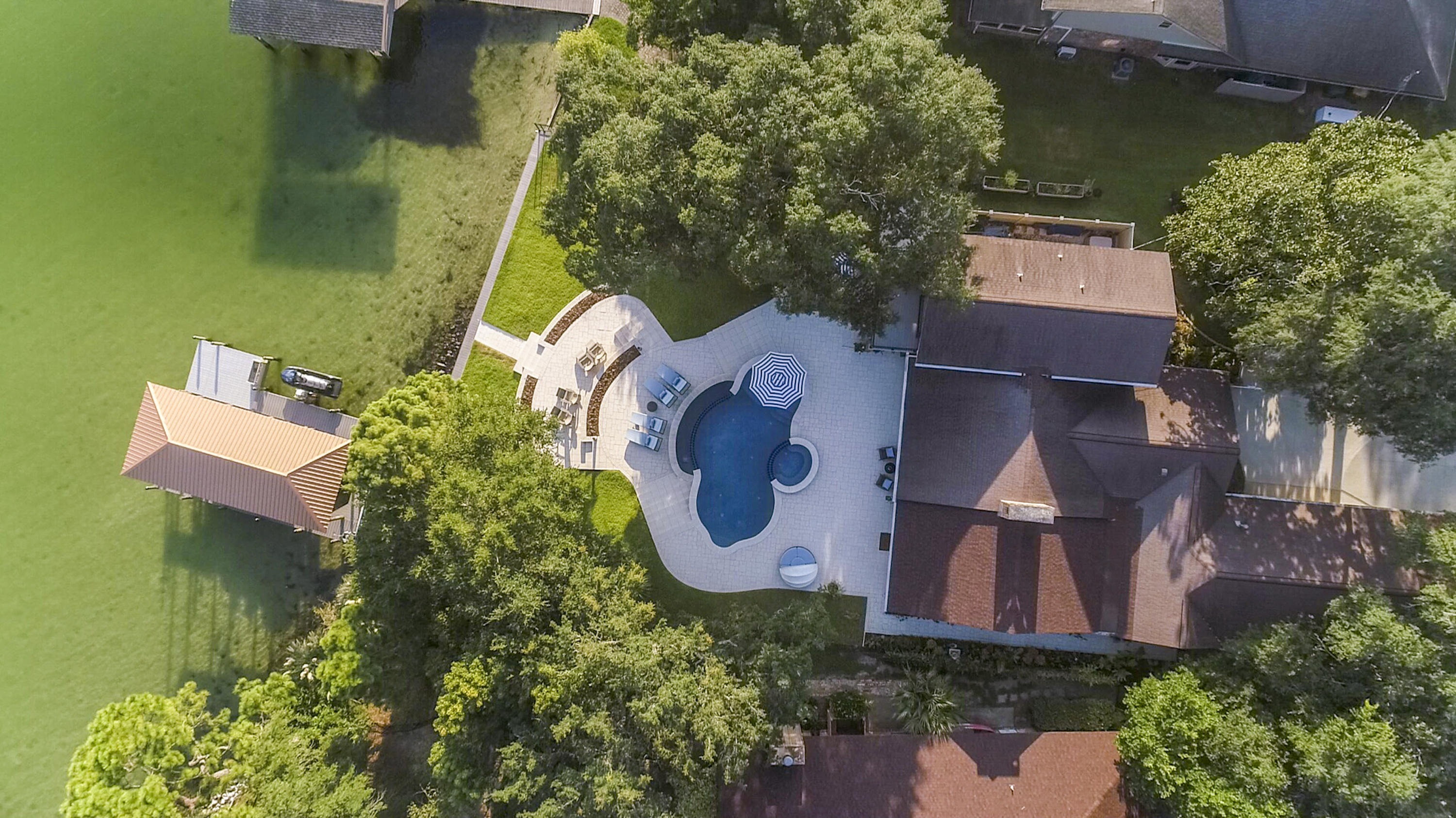 BAYOU POQUITO - Residential