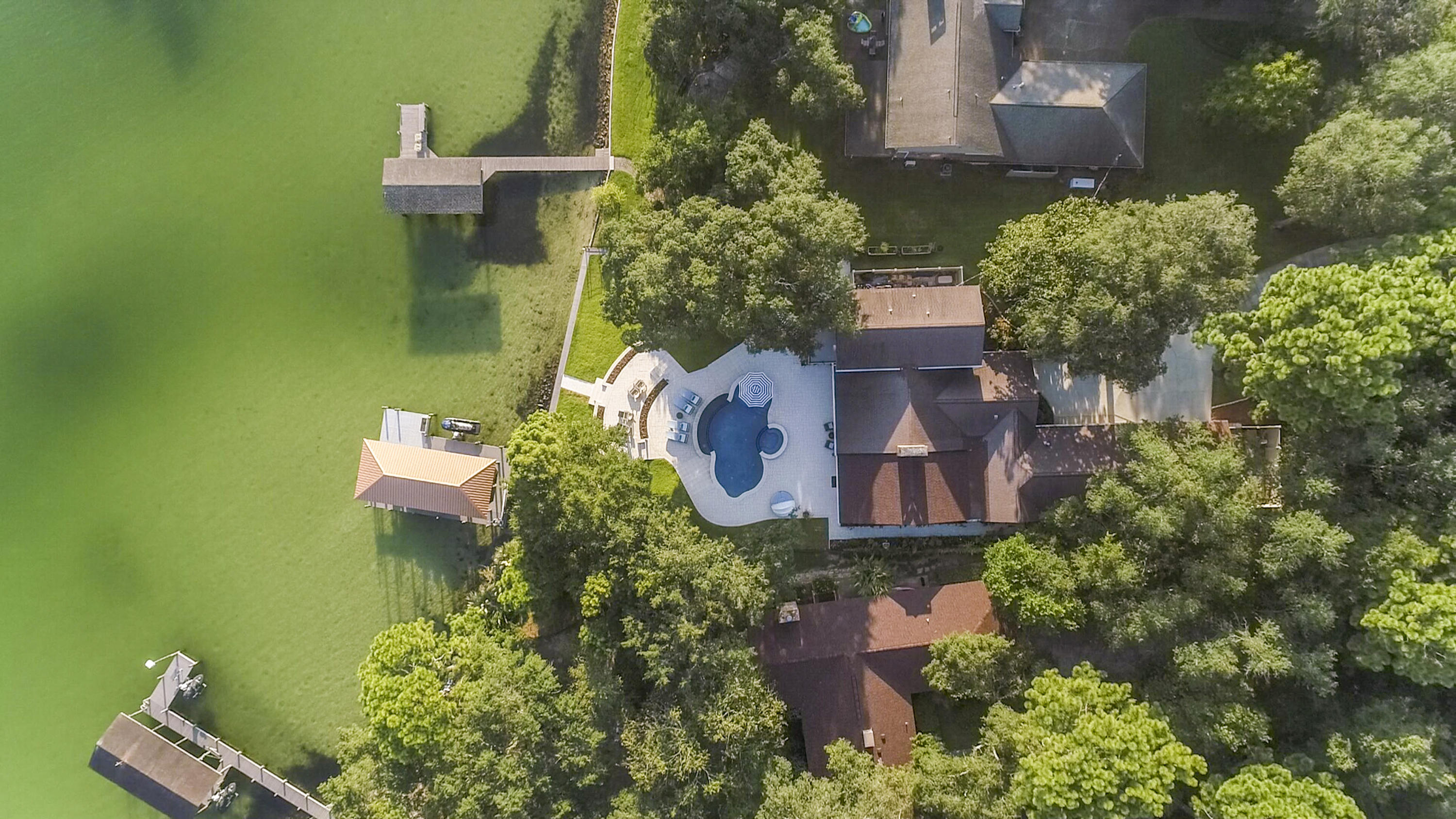 BAYOU POQUITO - Residential