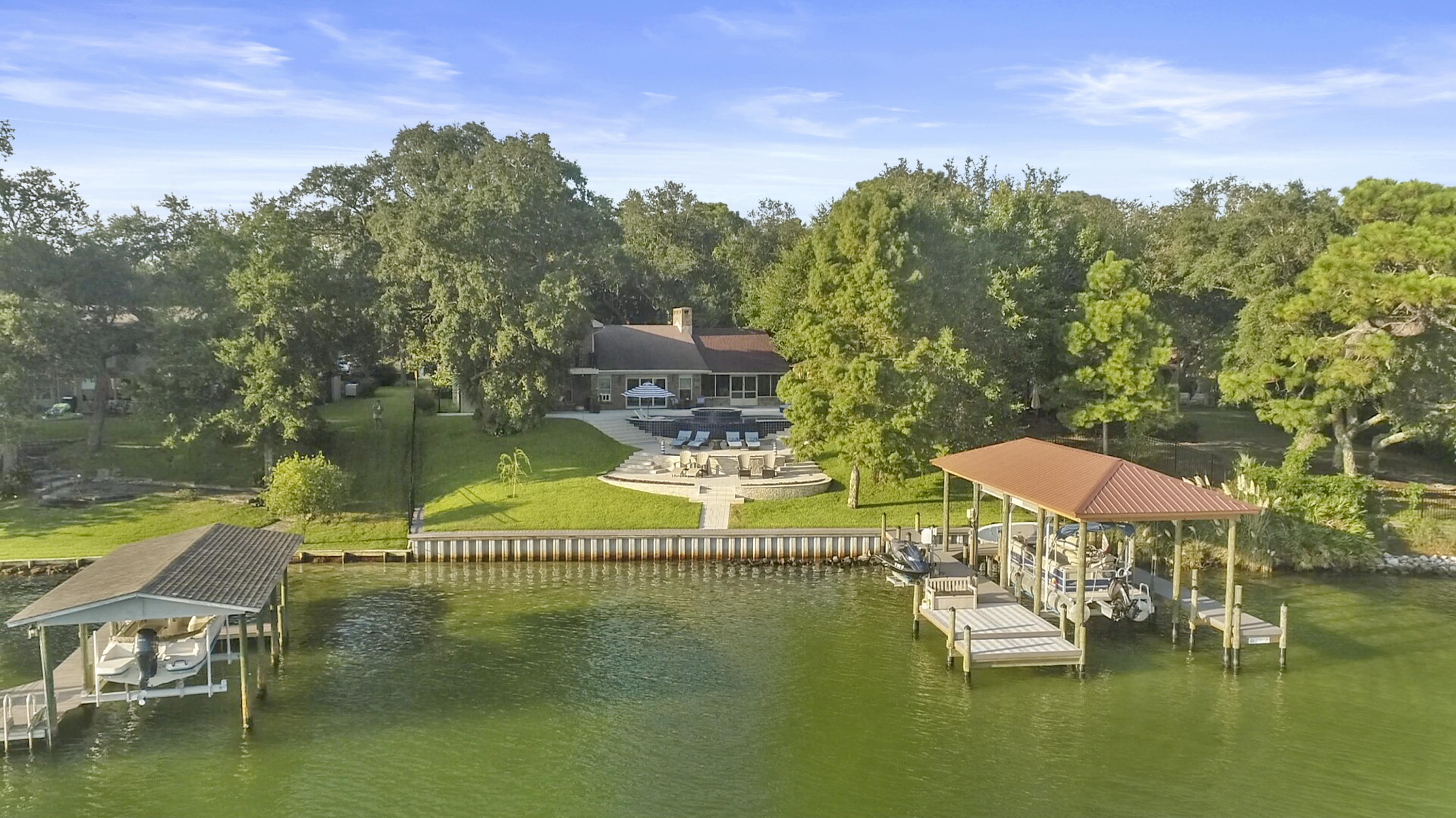 BAYOU POQUITO - Residential