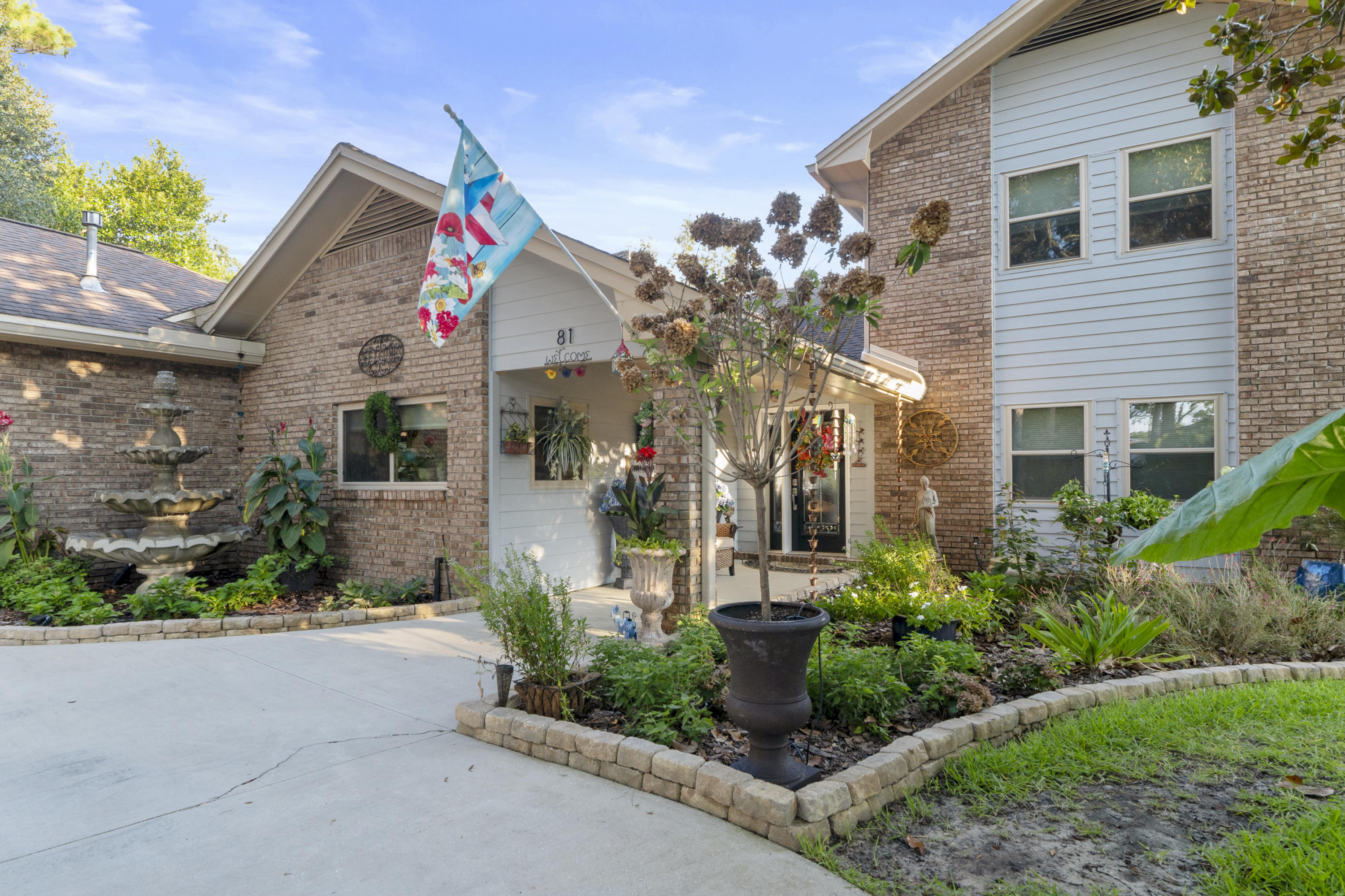 BAYOU POQUITO - Residential