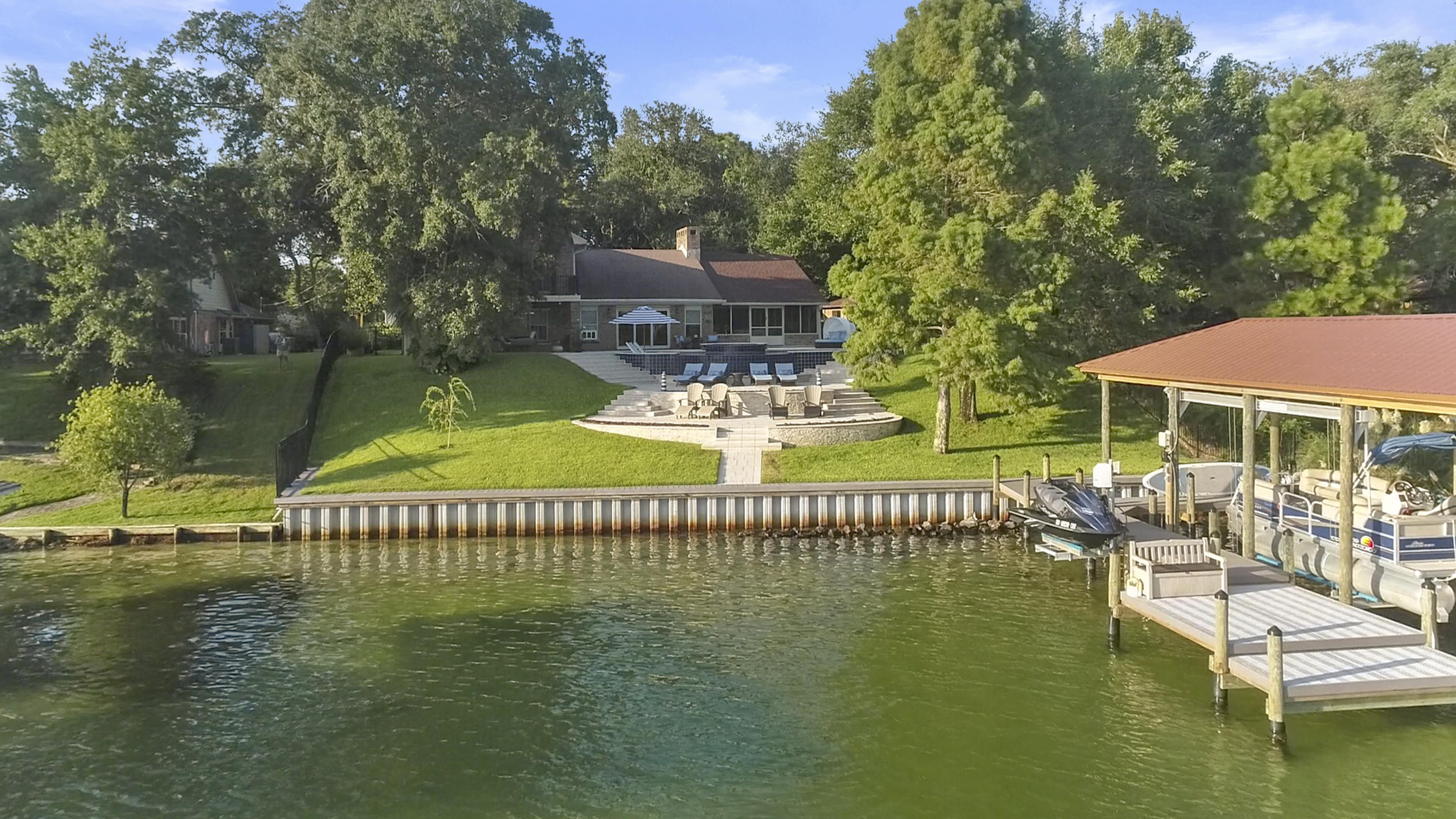 BAYOU POQUITO - Residential