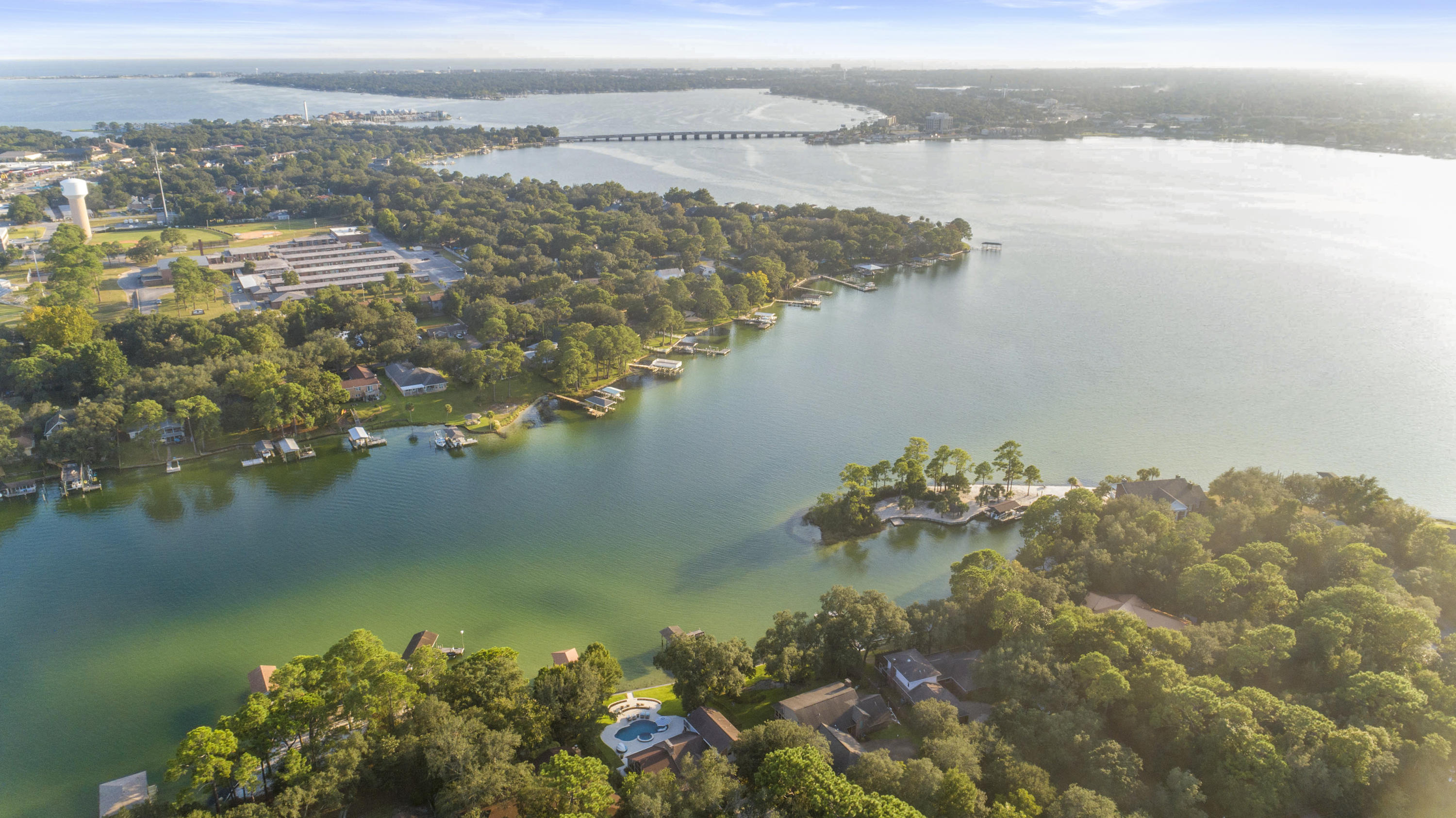 BAYOU POQUITO - Residential