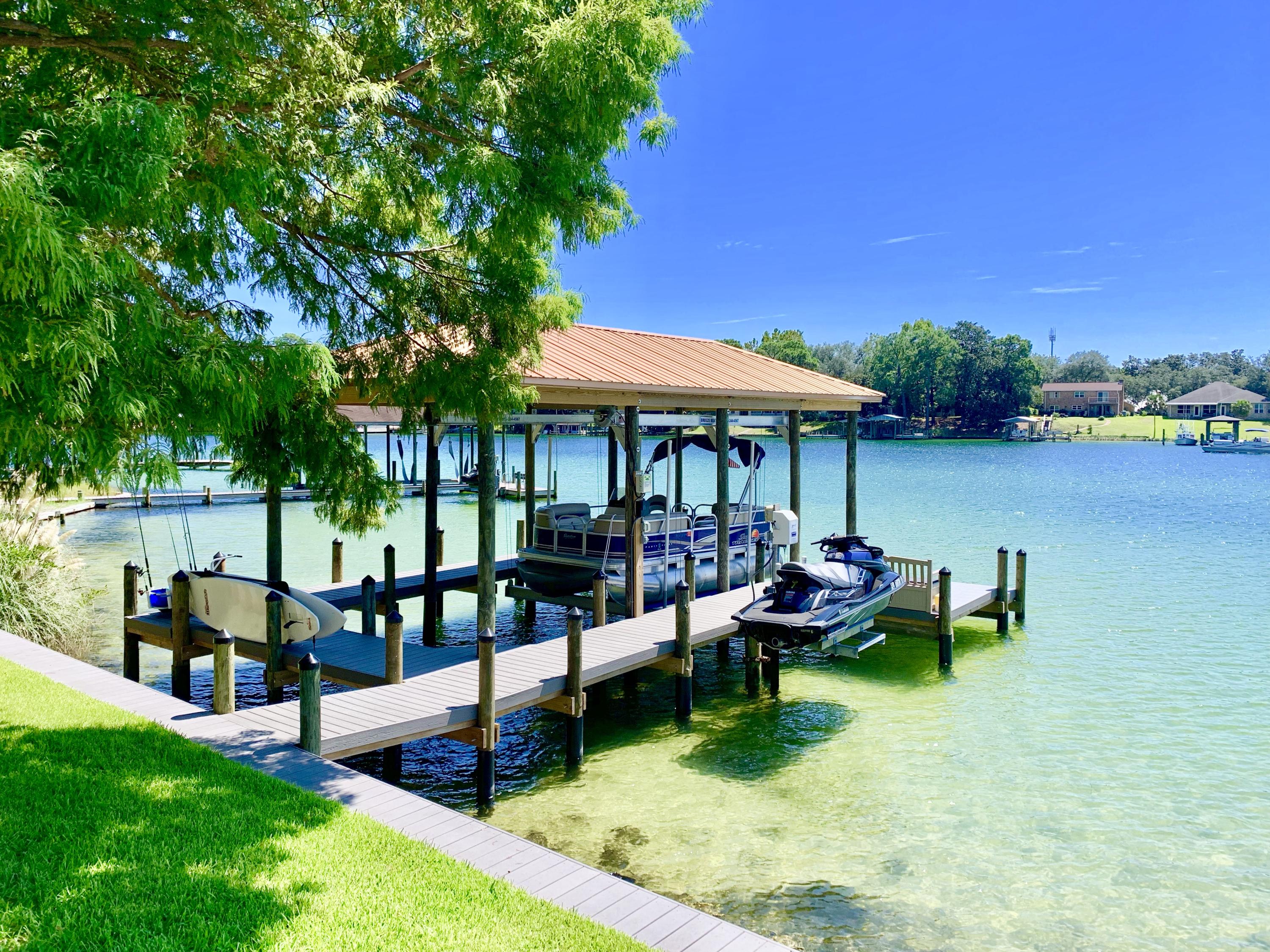 BAYOU POQUITO - Residential