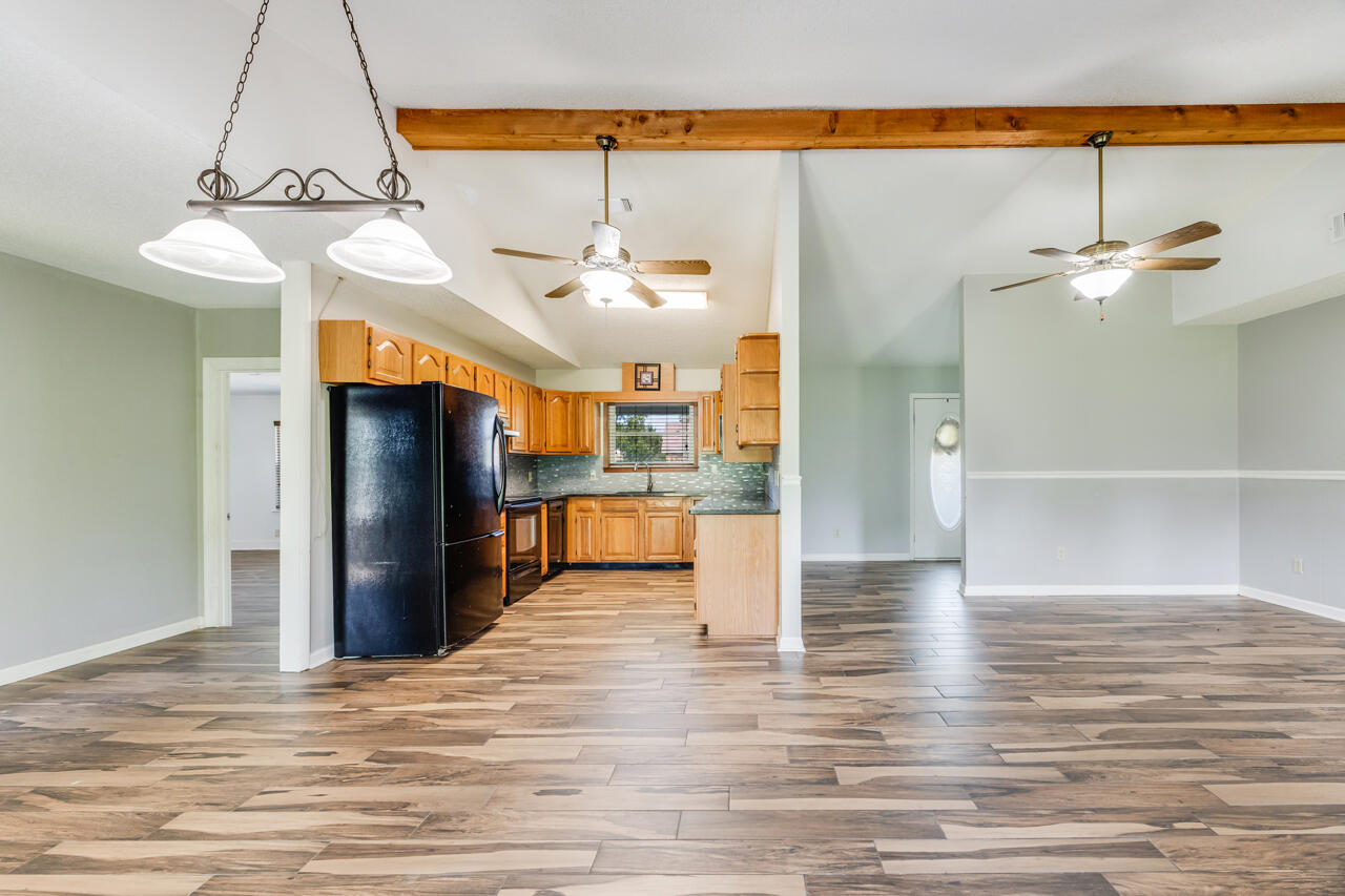 BAKER HEIGHTS - Residential